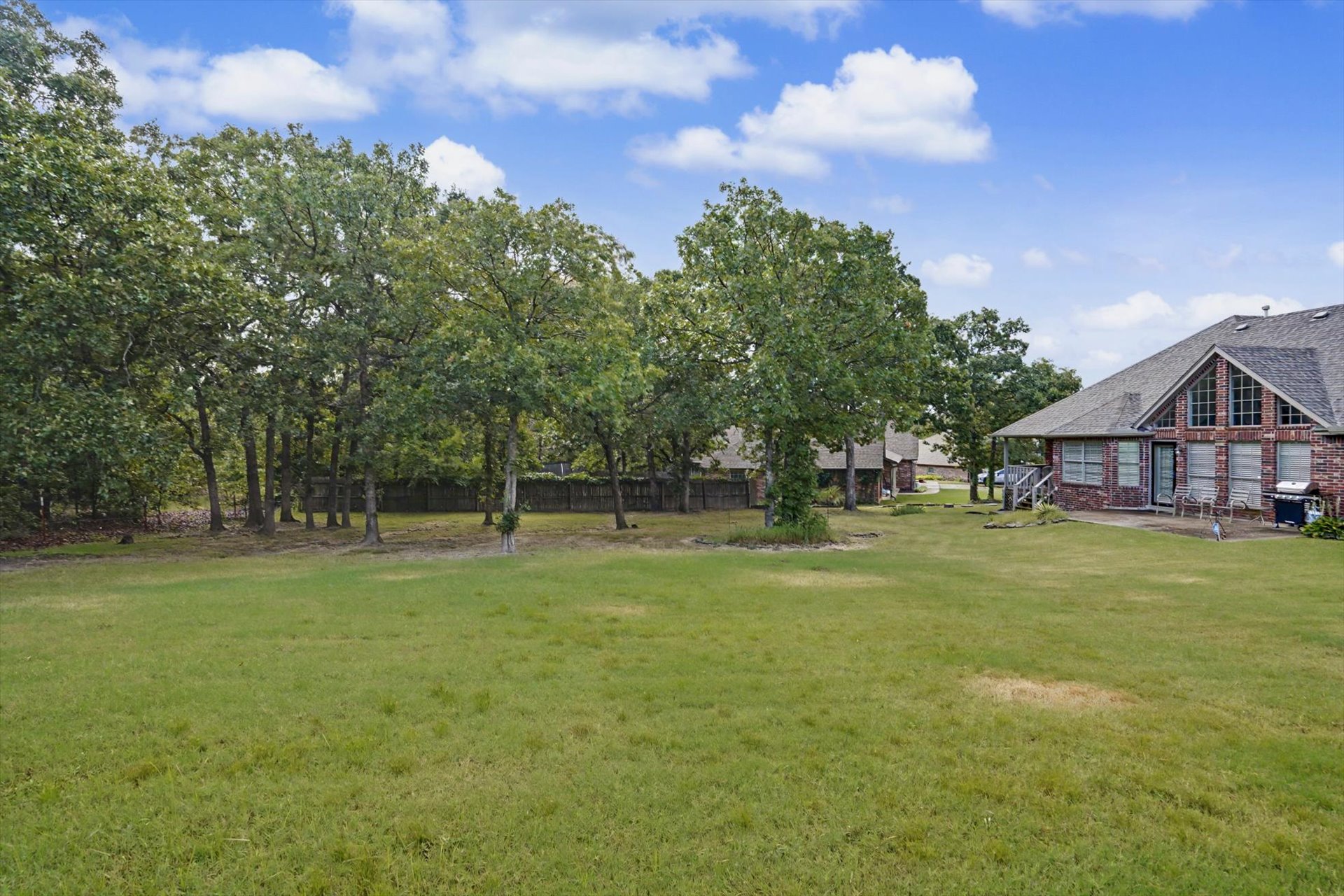 9279 Black Oak Lane Property Photo 10