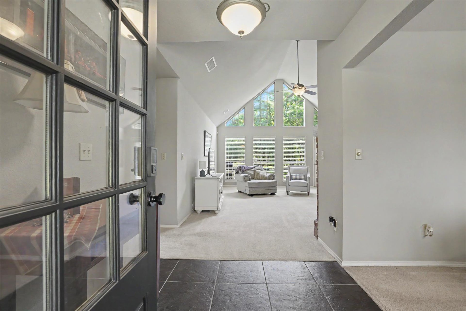 9279 Black Oak Lane Property Photo 12