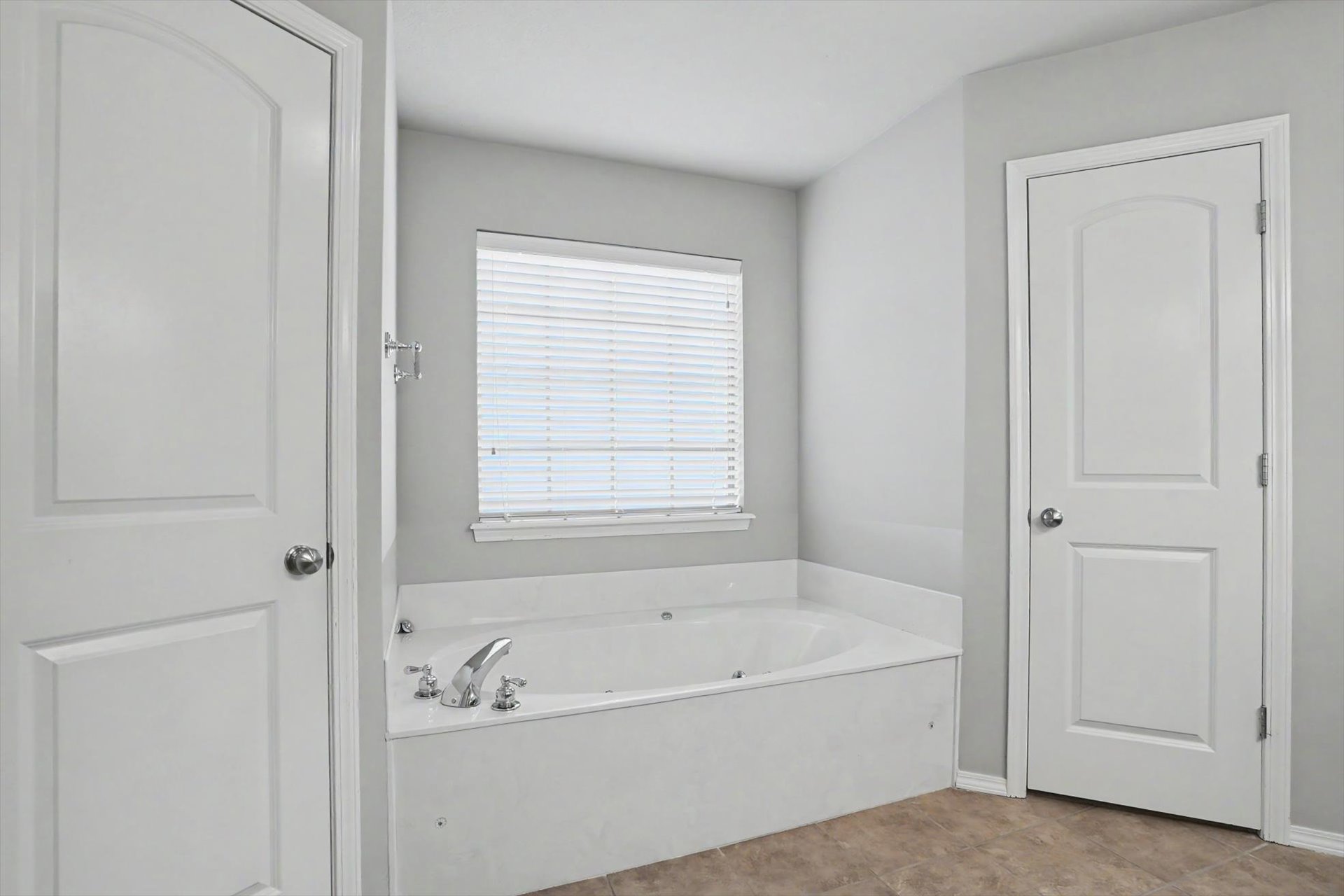 9279 Black Oak Lane Property Photo 29