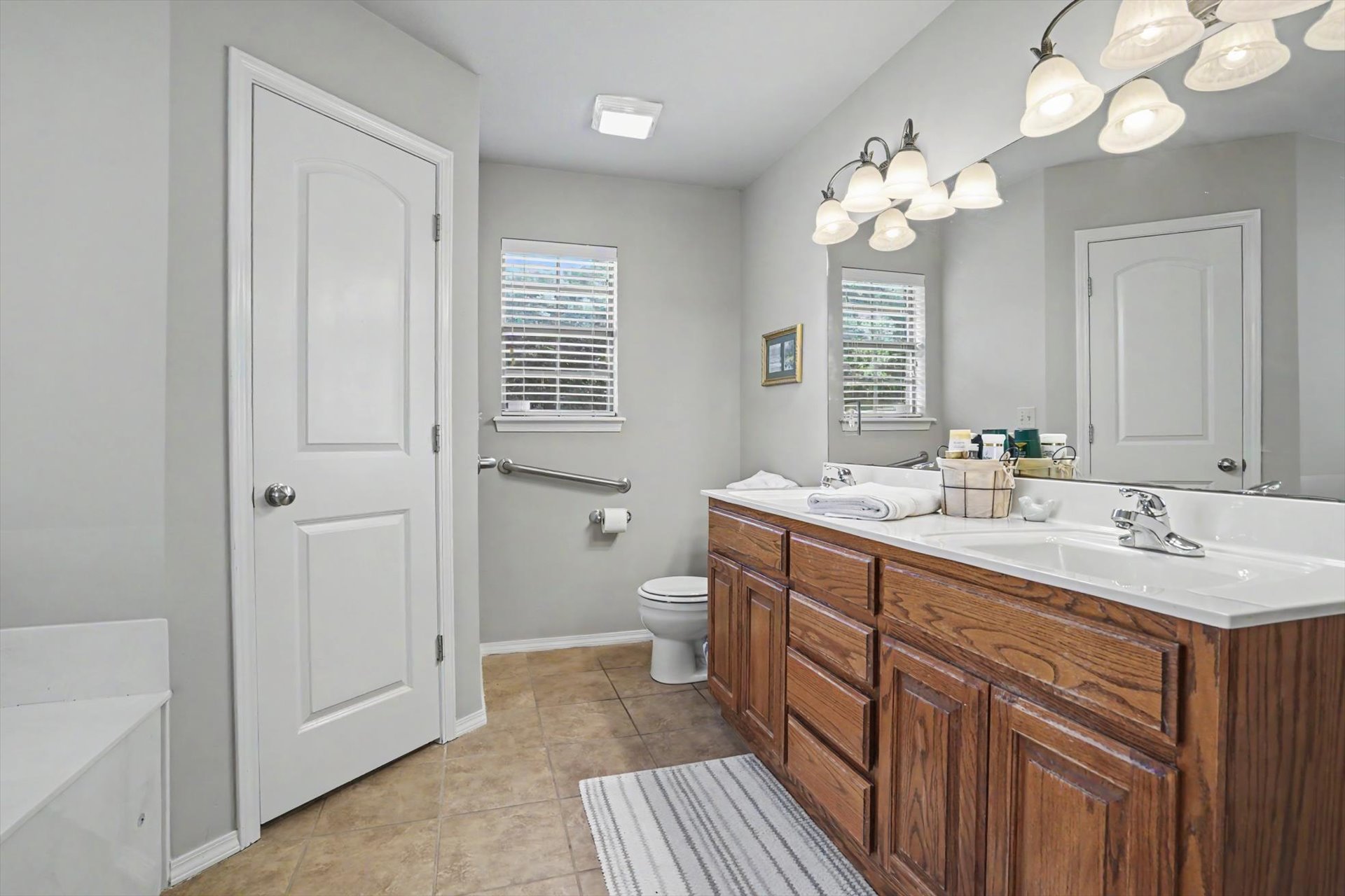 9279 Black Oak Lane Property Photo 32