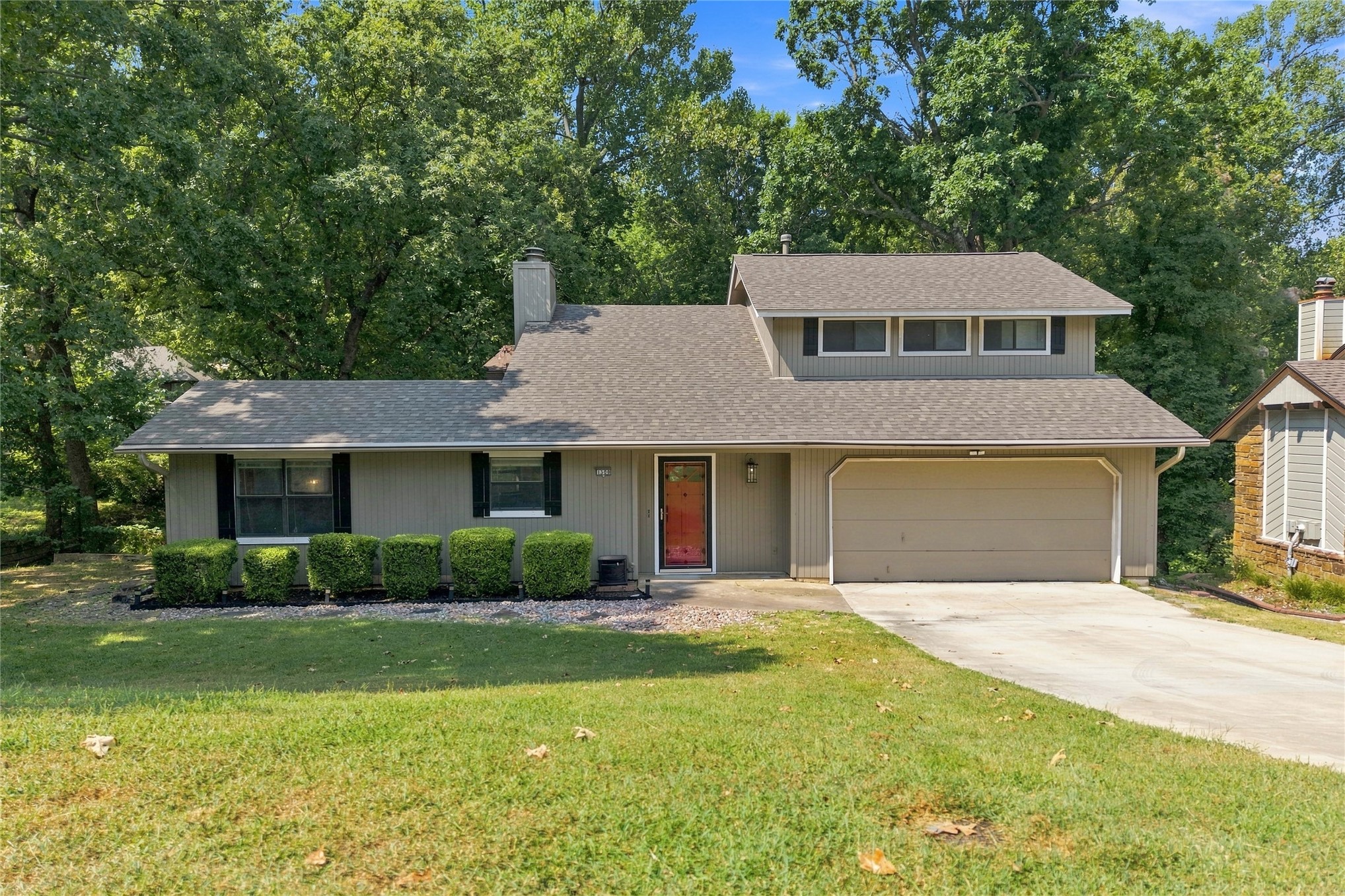 1300 Oak Road Property Photo 1