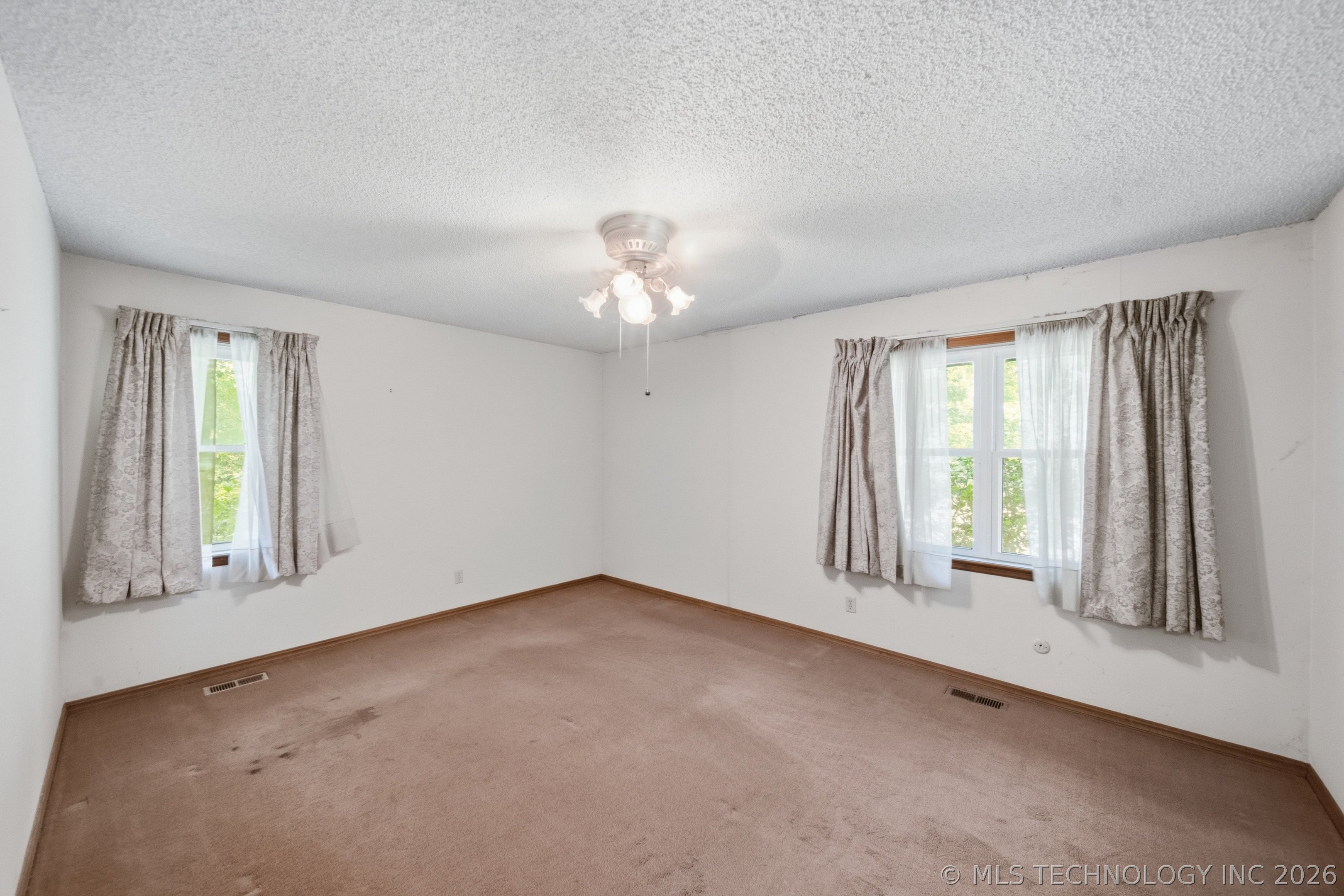 3620 Lakeside Drive Property Photo 25