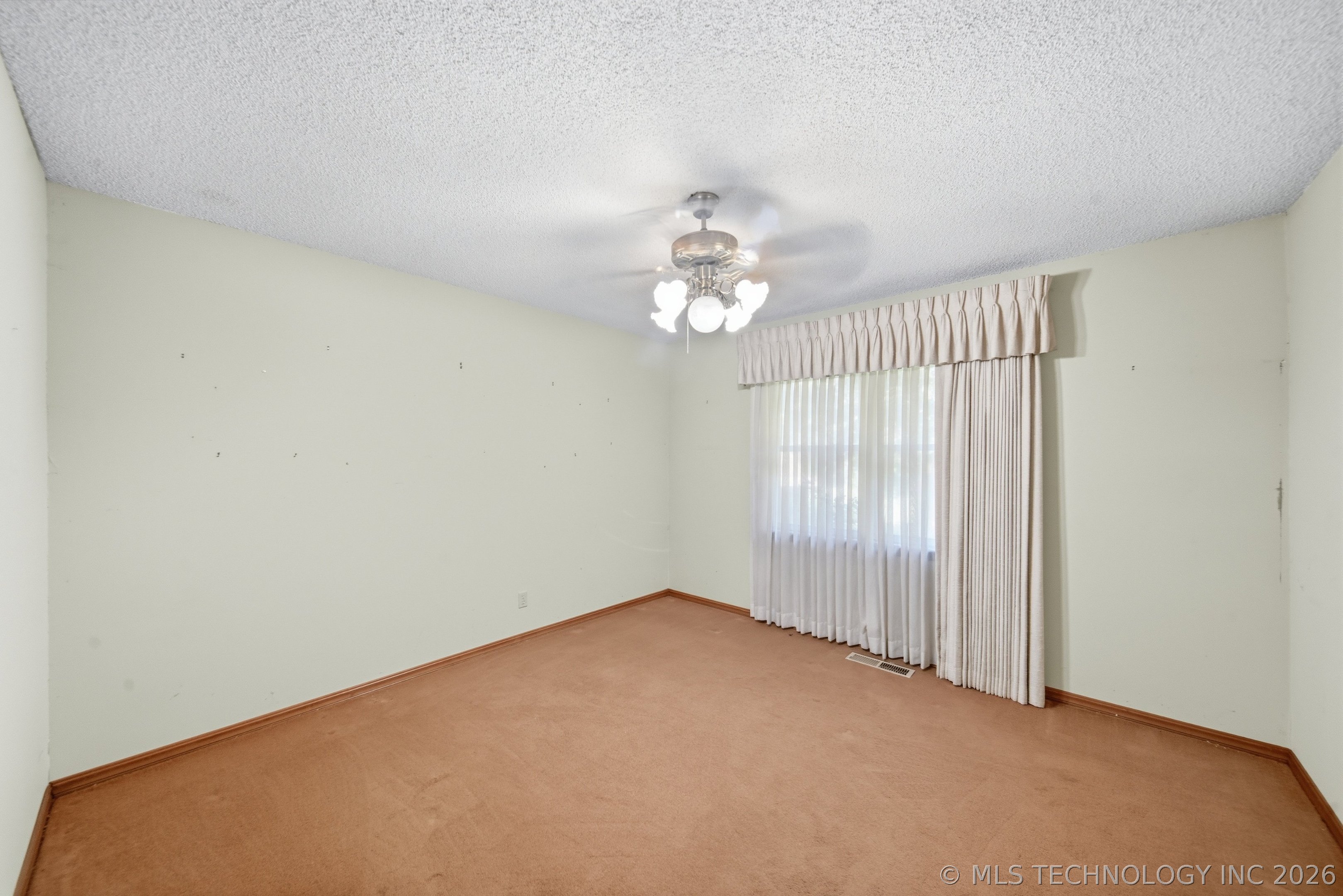 3620 Lakeside Drive Property Photo 27