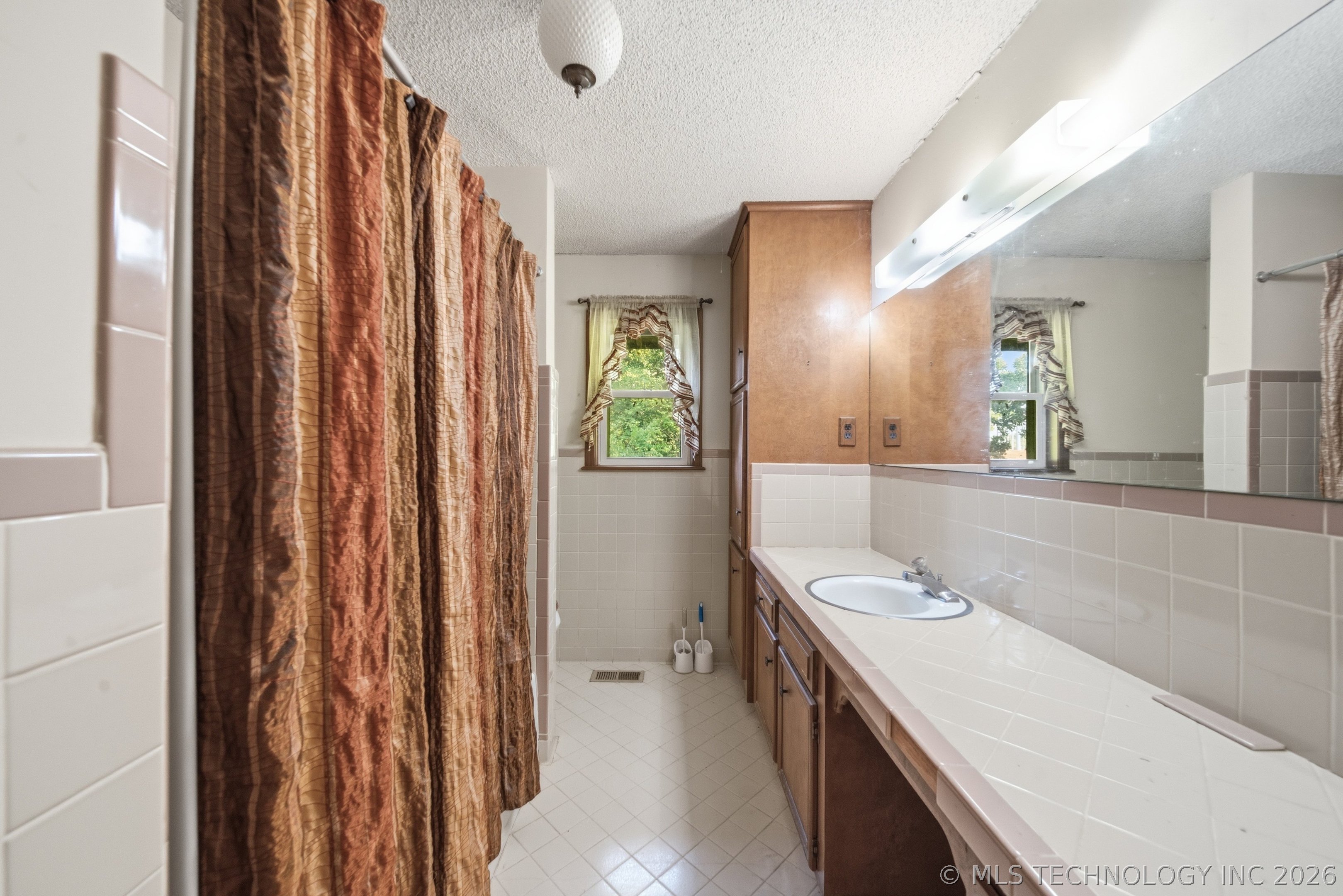 3620 Lakeside Drive Property Photo 29