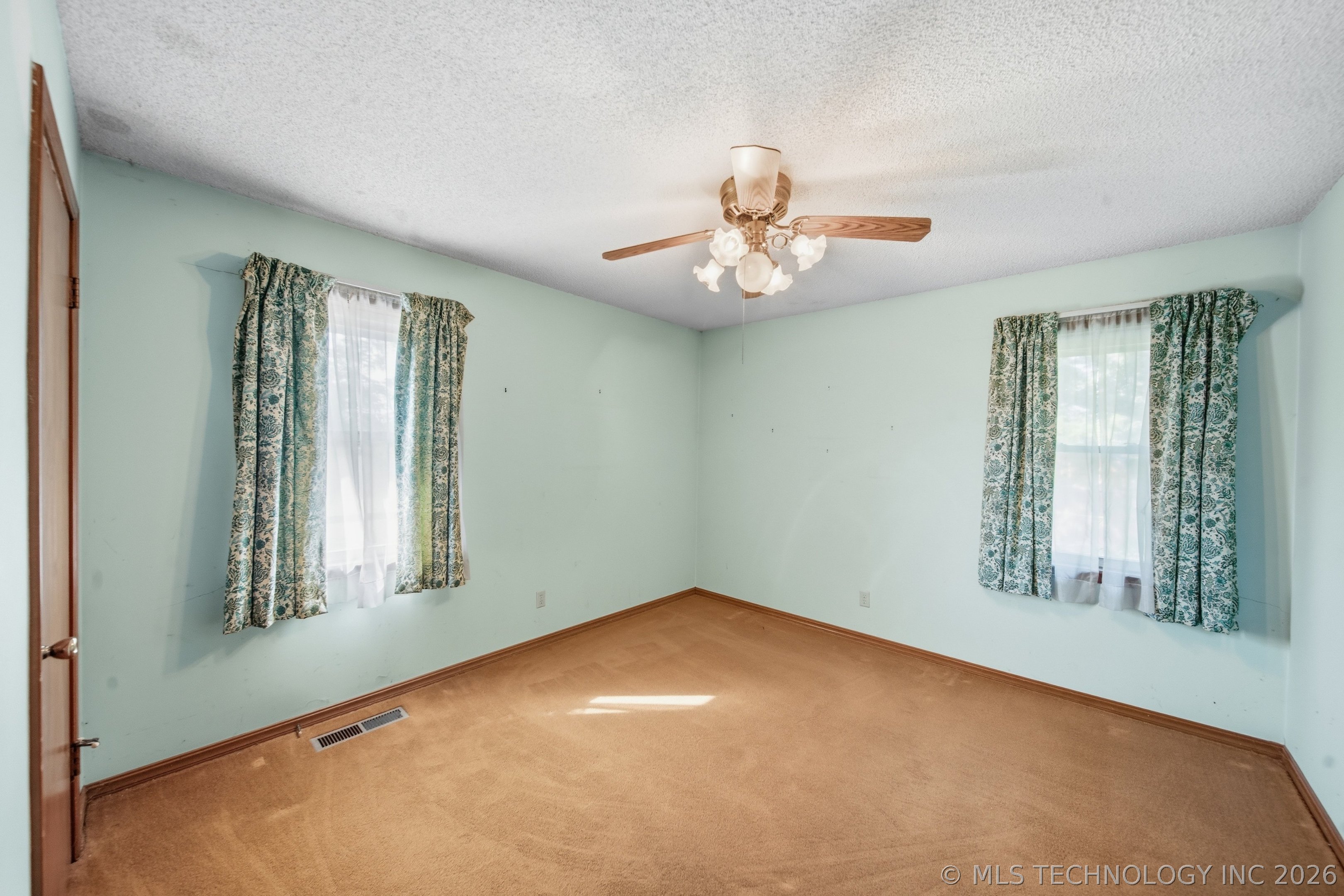 3620 Lakeside Drive Property Photo 30