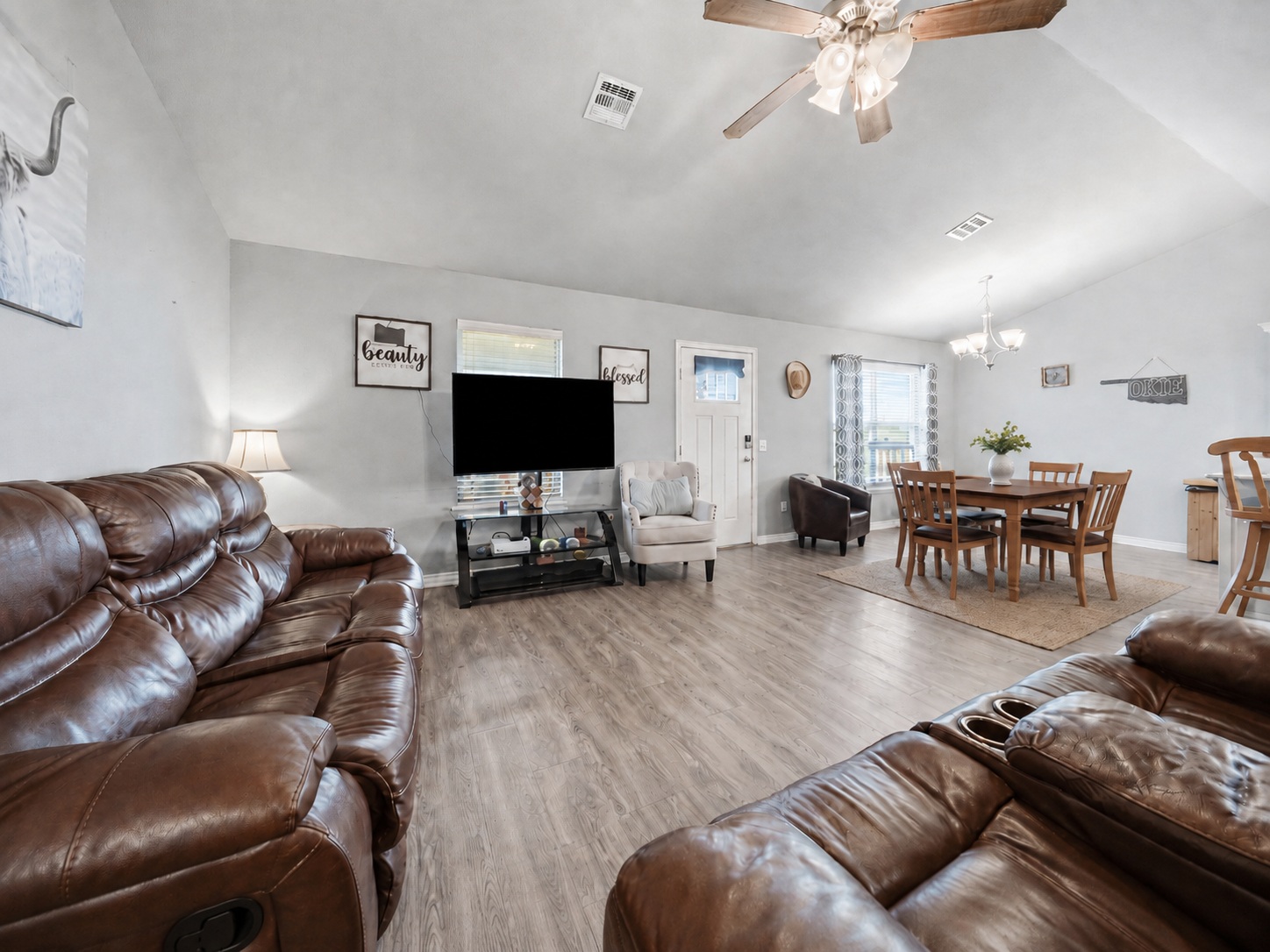 13950 S 4150 Road Property Photo 2