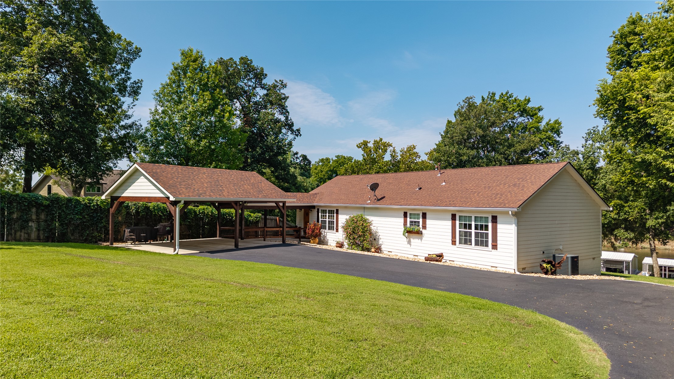 30181 S 563 Road Property Photo 1