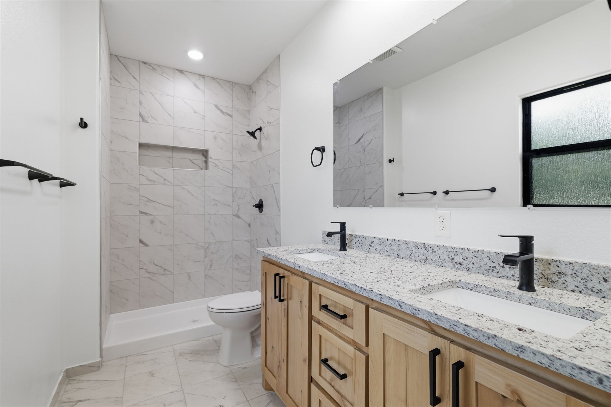 63 Deerfield Property Photo 16