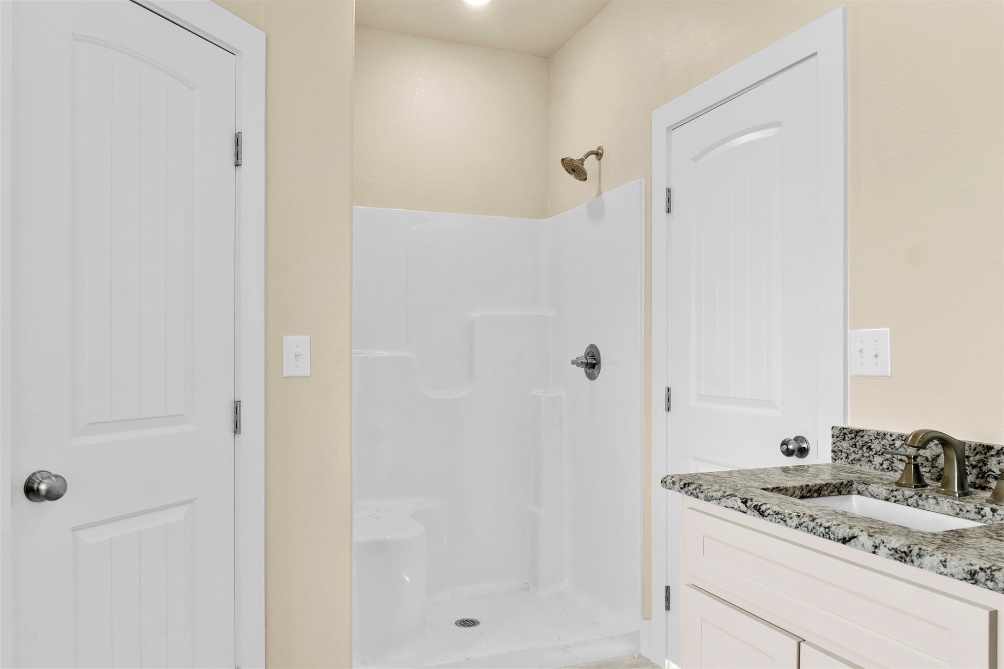 2006 Orchard Road Property Photo 17