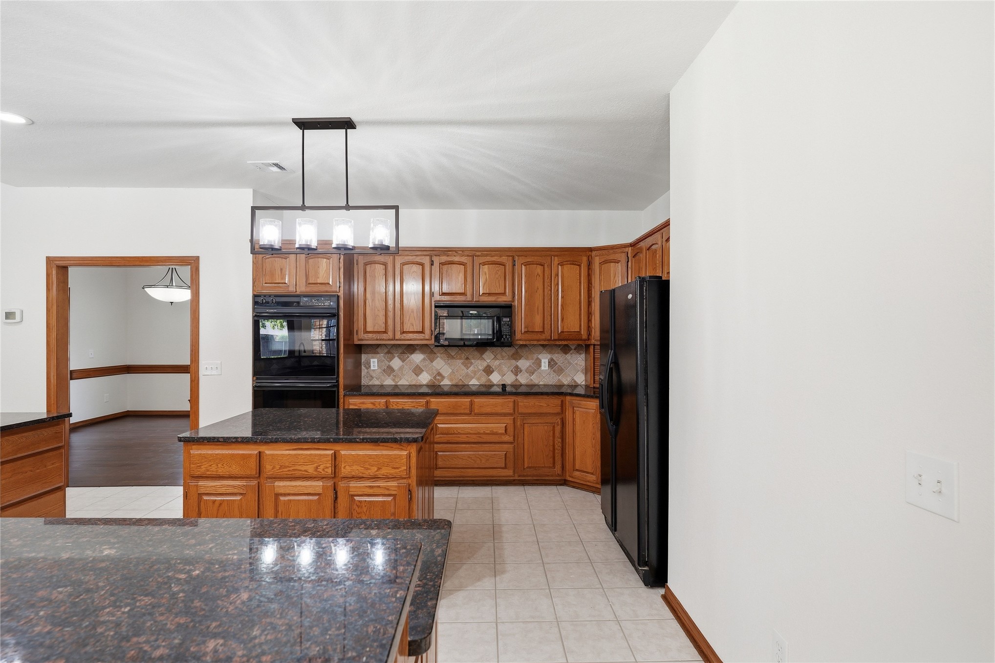 9205 N 137th East Avenue Property Photo 15