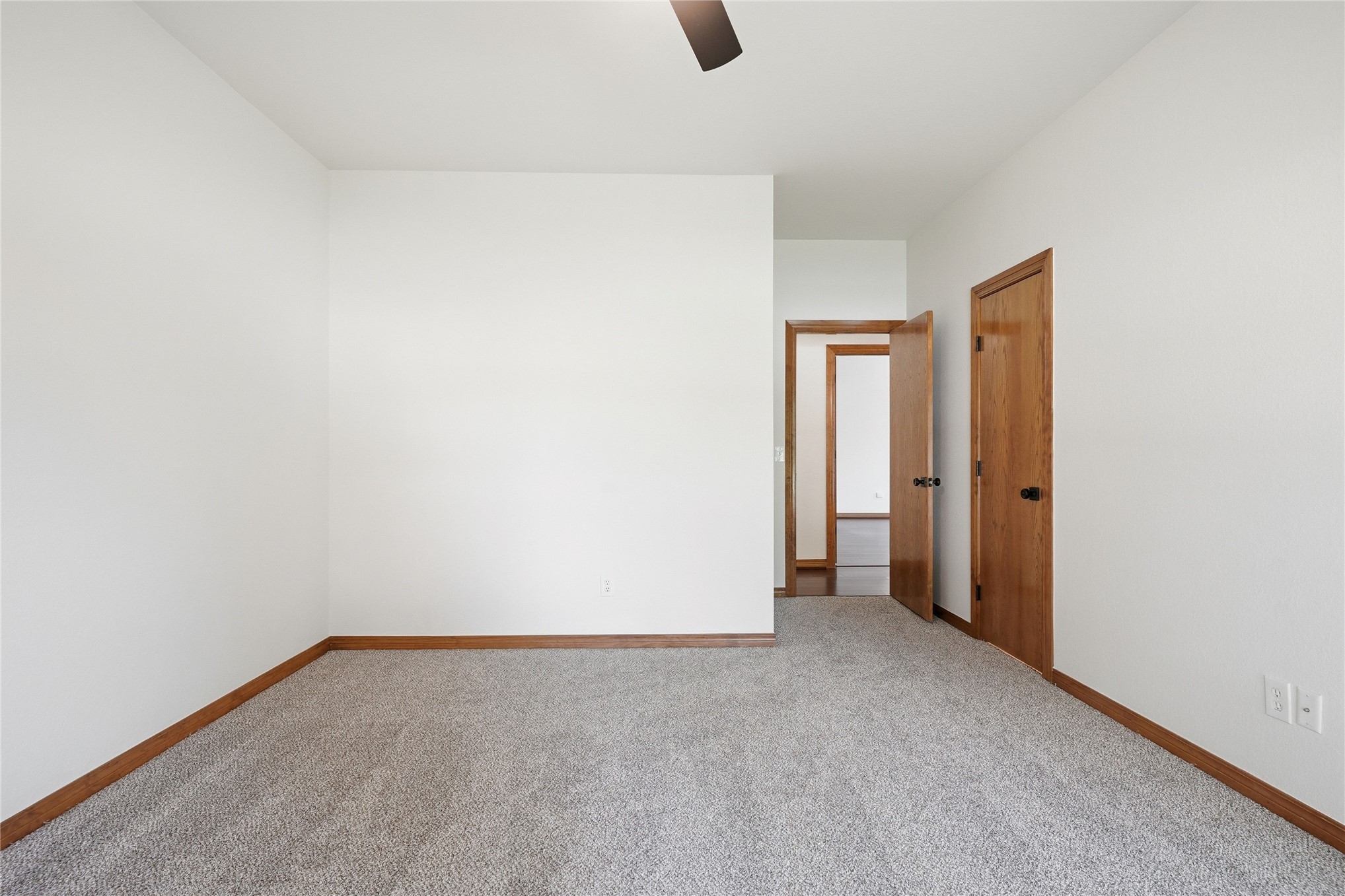 9205 N 137th East Avenue Property Photo 35