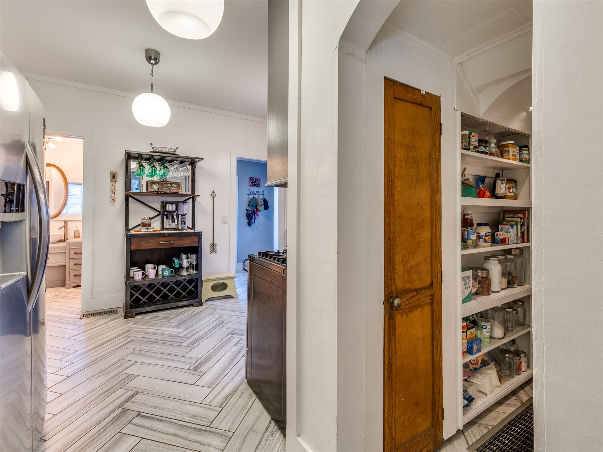 551 N Santa Fe Avenue Property Photo 21
