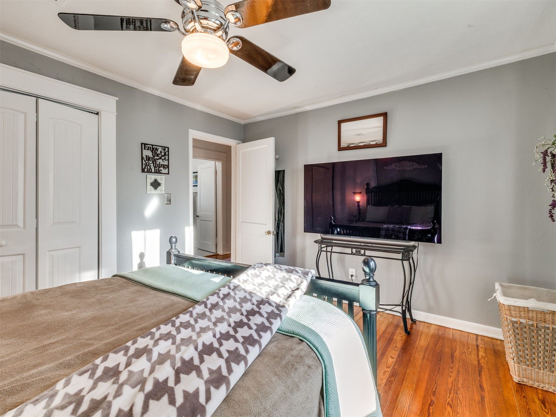 551 N Santa Fe Avenue Property Photo 41