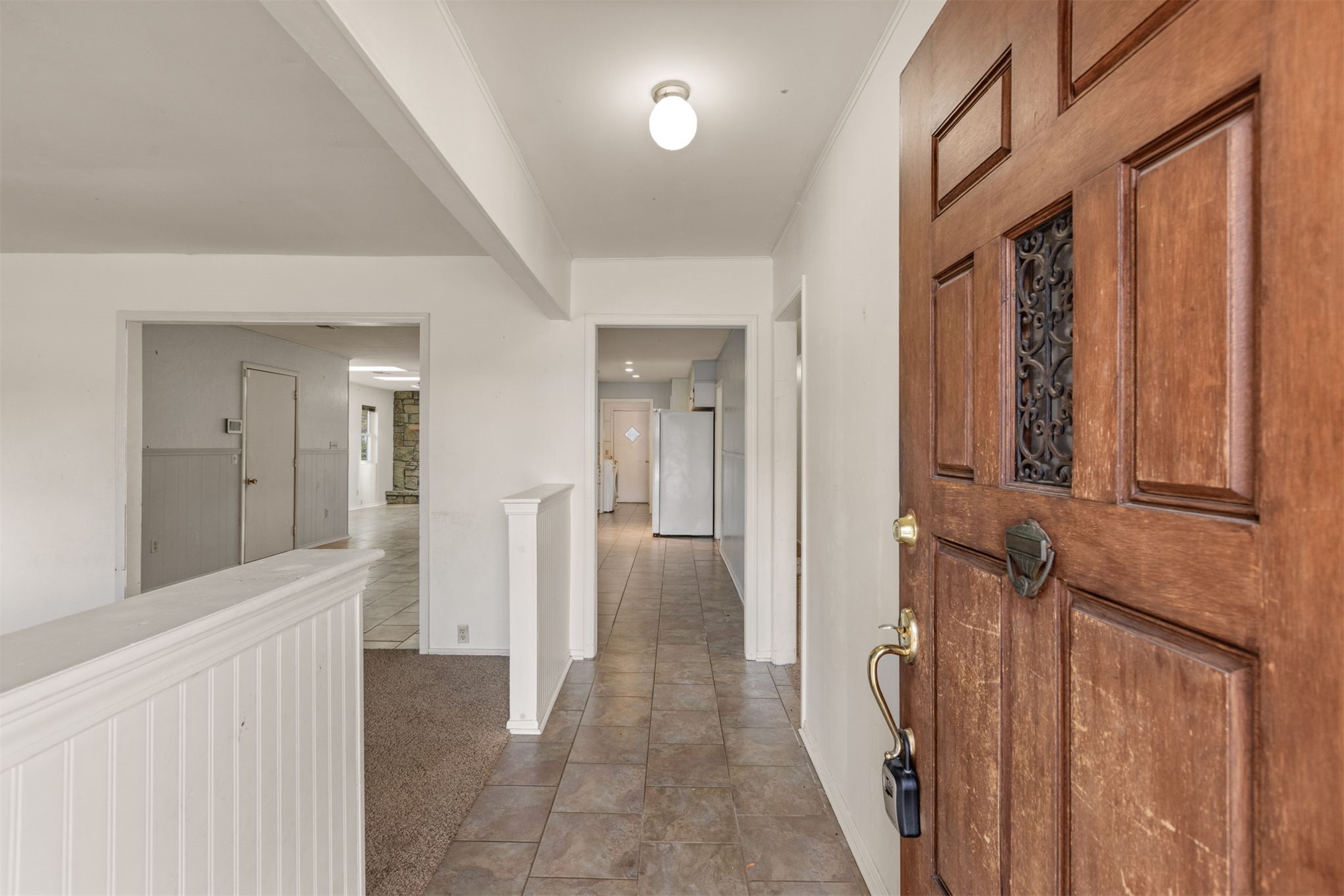 409 S Fern Avenue Property Photo 2