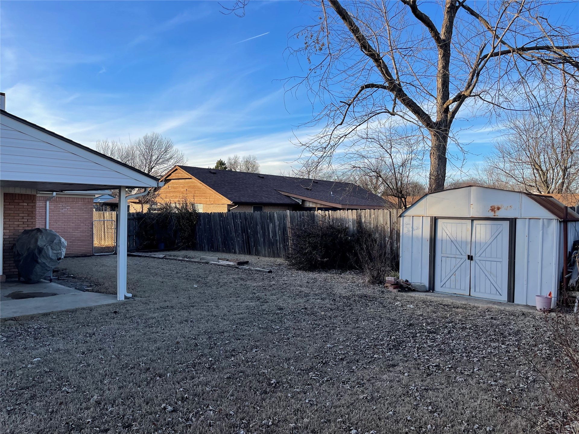 409 S Fern Avenue Property Photo 9