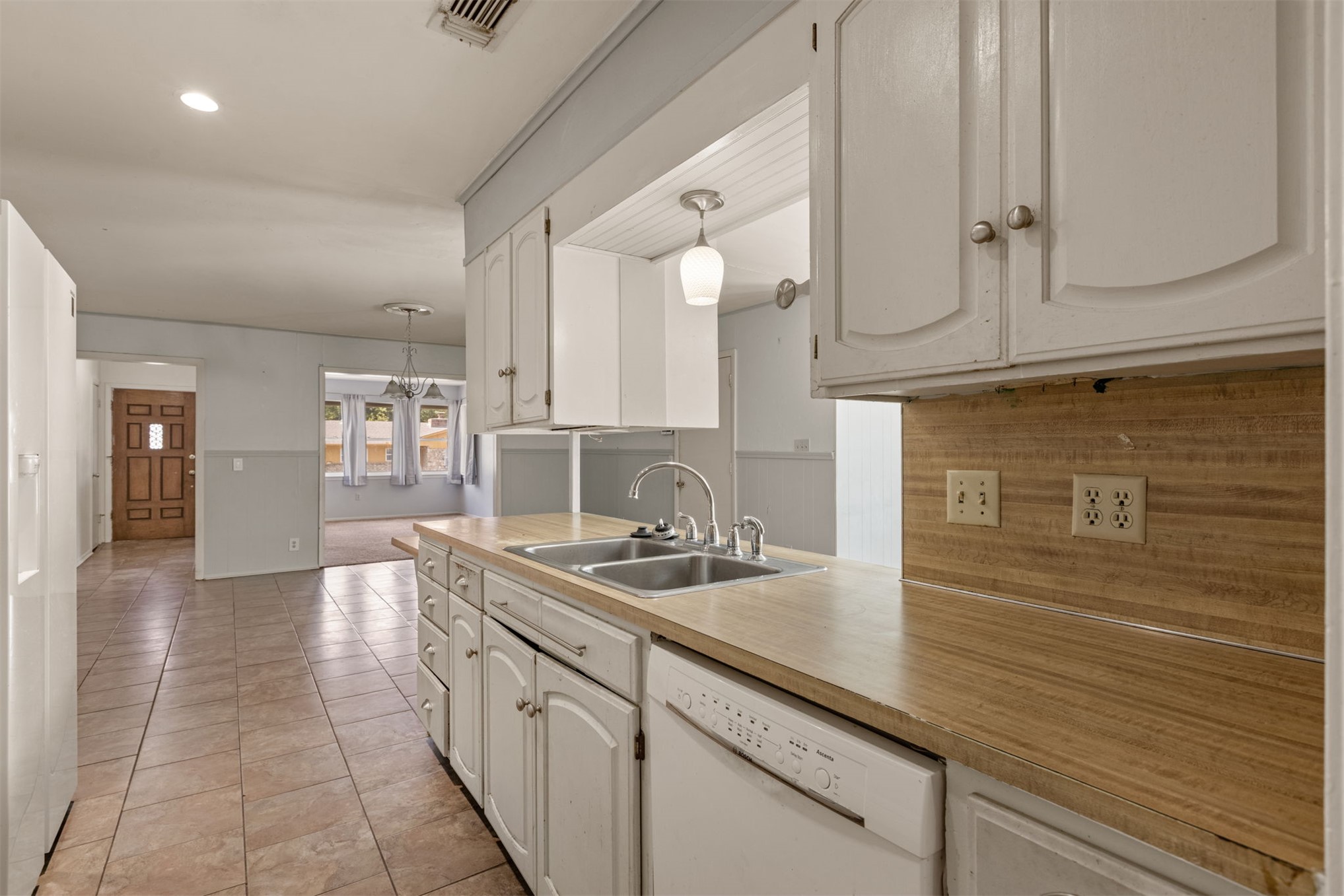 409 S Fern Avenue Property Photo 22