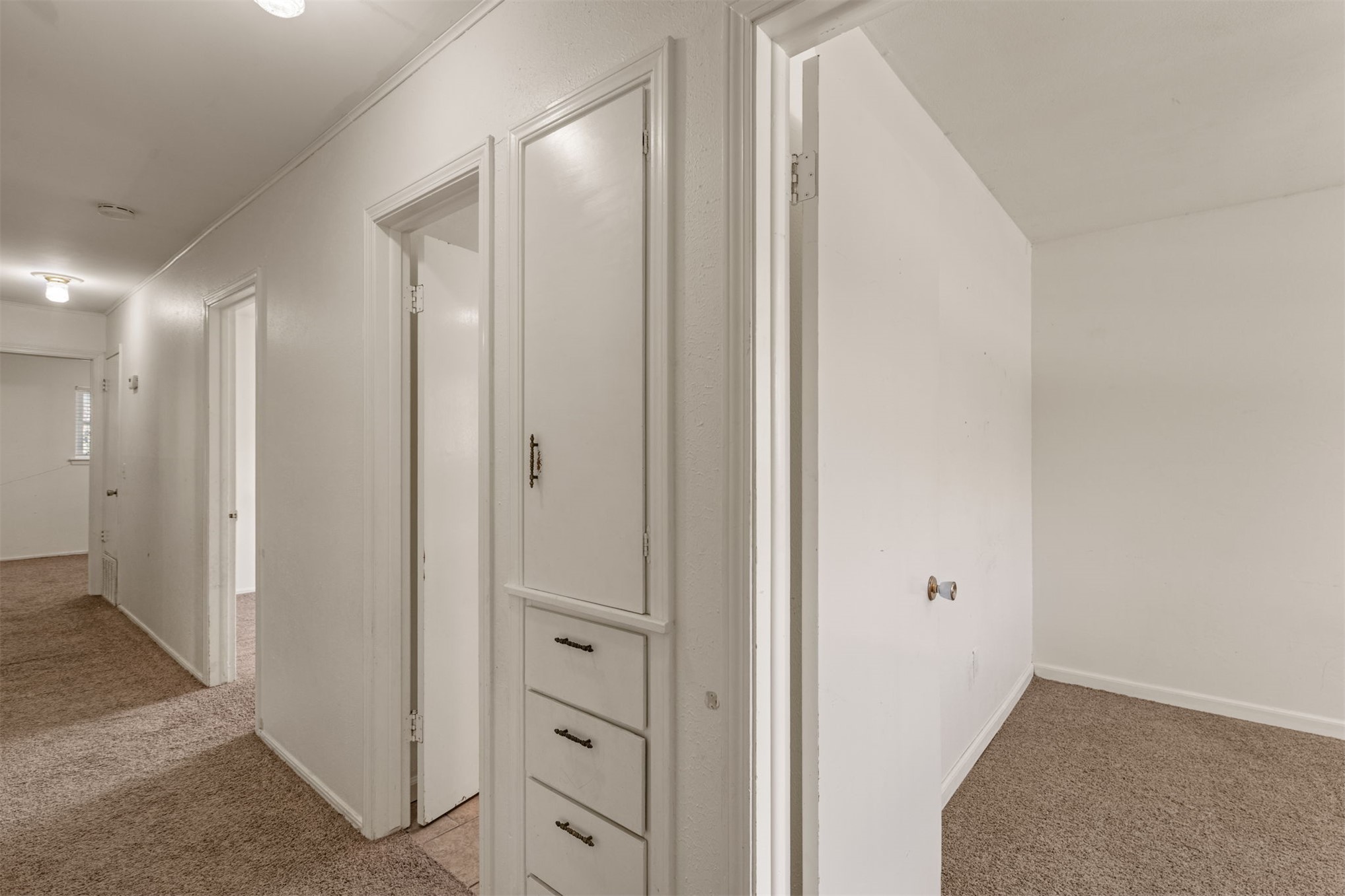 409 S Fern Avenue Property Photo 27