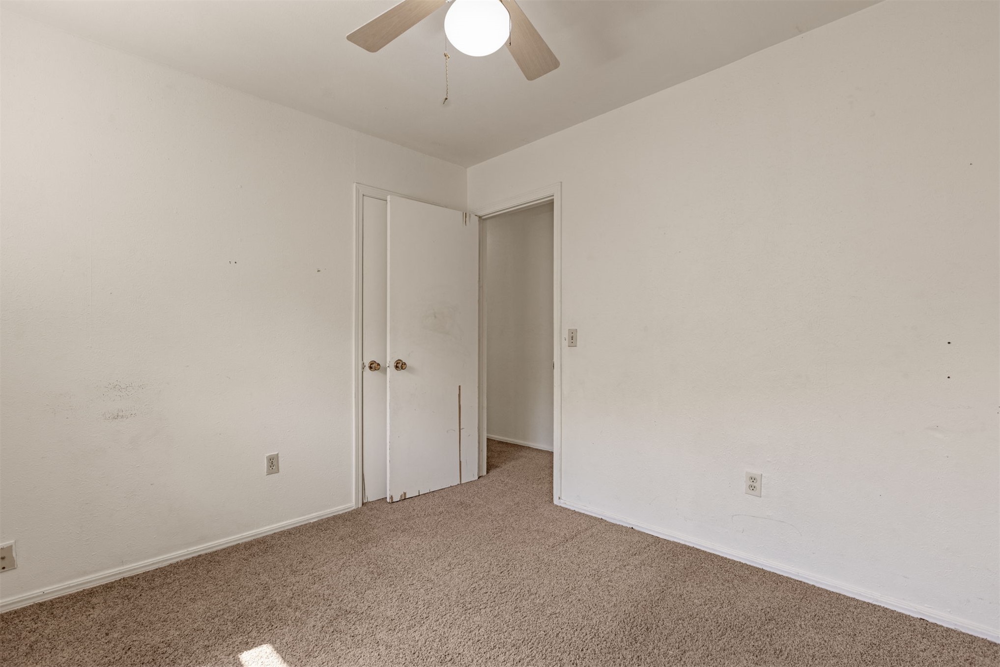 409 S Fern Avenue Property Photo 38