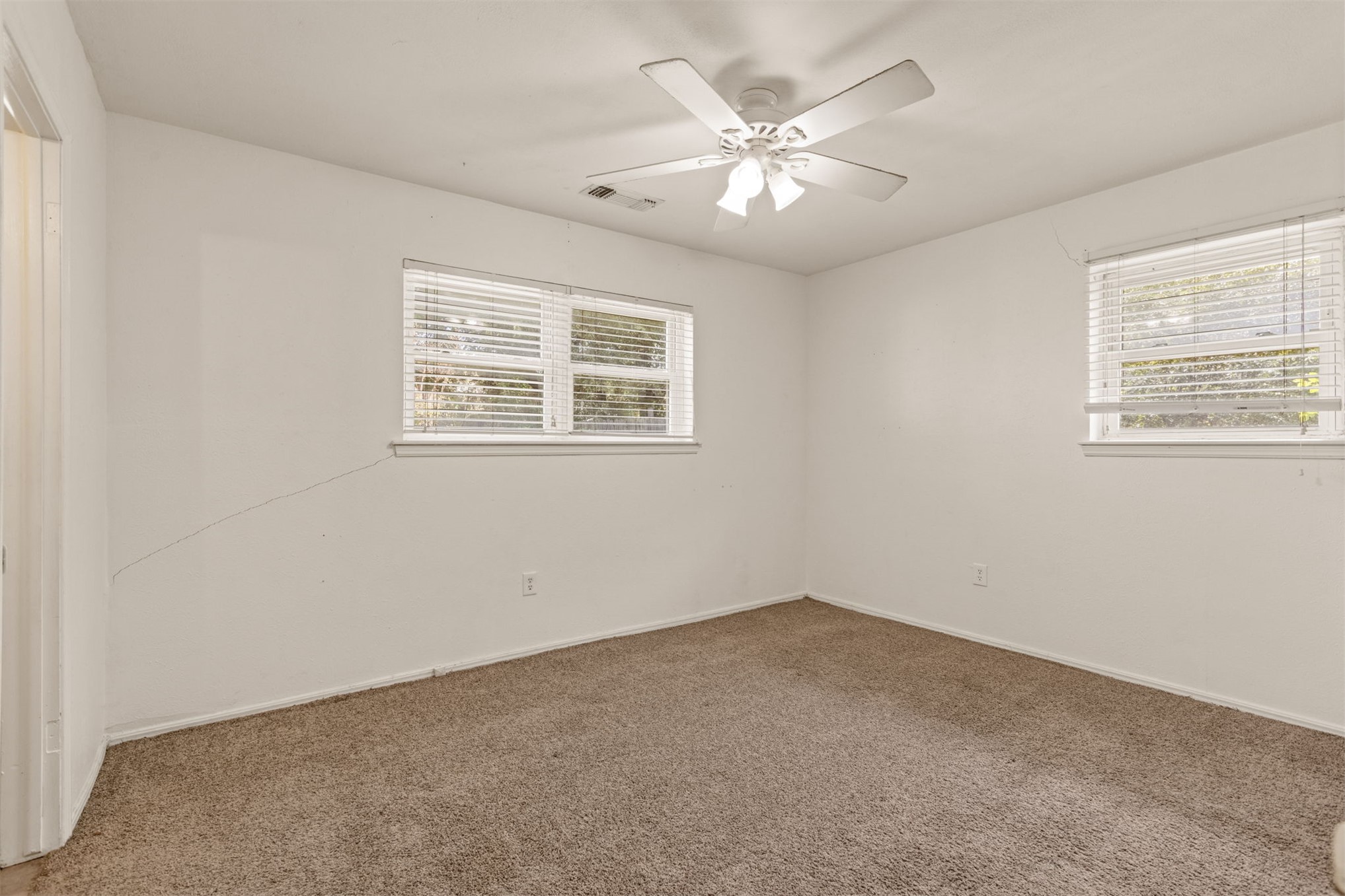 409 S Fern Avenue Property Photo 39