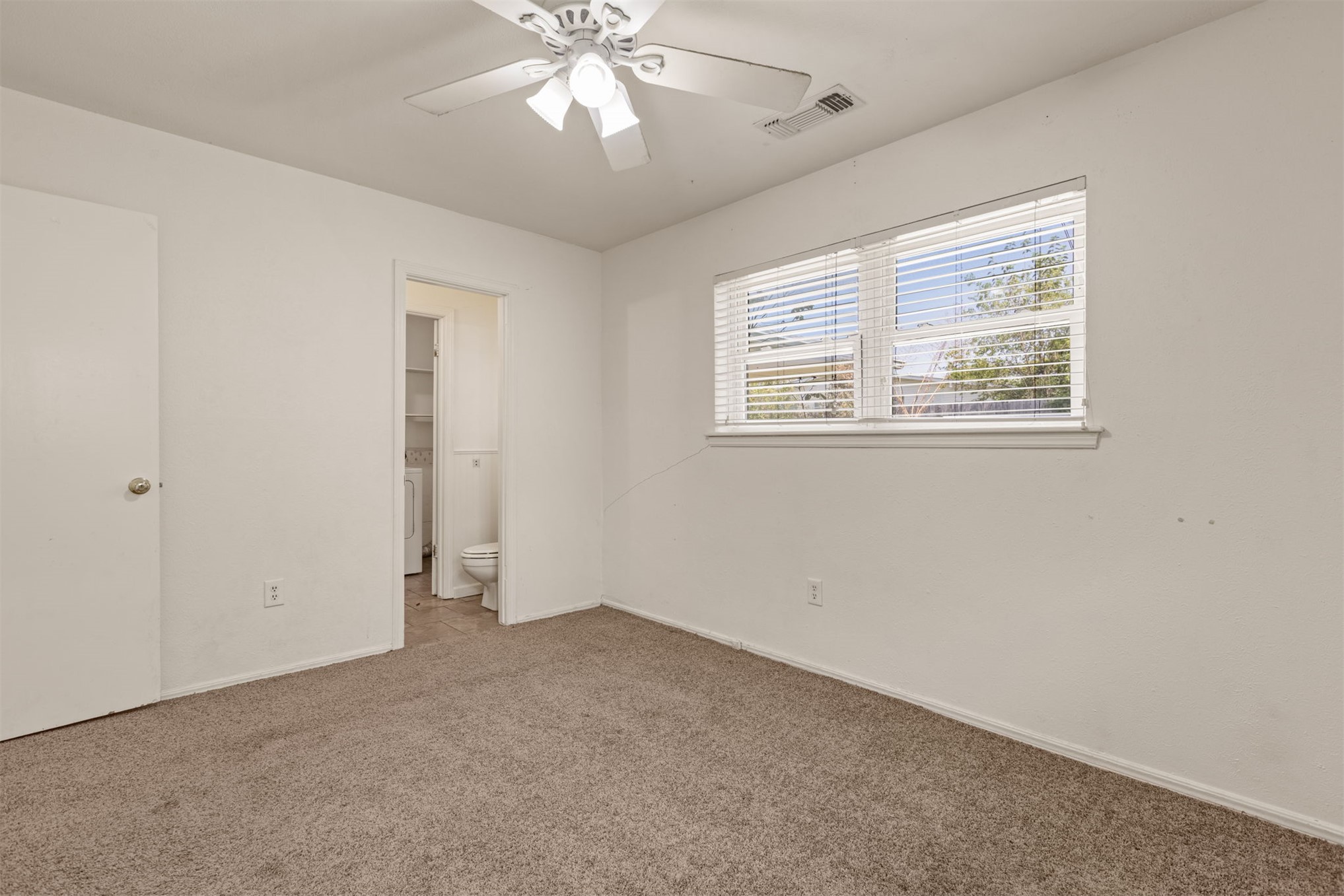 409 S Fern Avenue Property Photo 41
