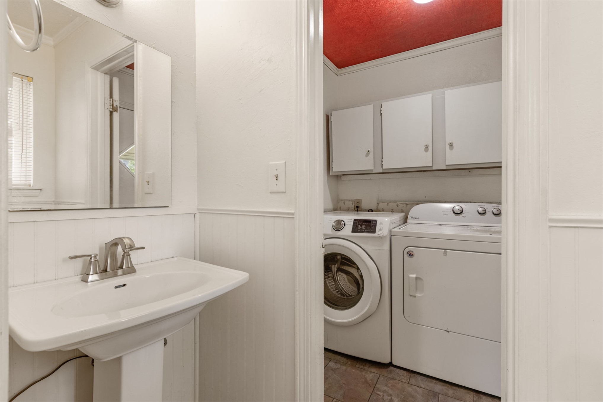 409 S Fern Avenue Property Photo 42