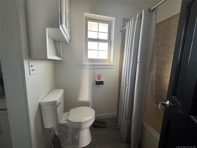 1805 N Hickory Place Property Photo 18