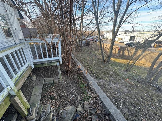 1805 N Hickory Place Property Photo 28