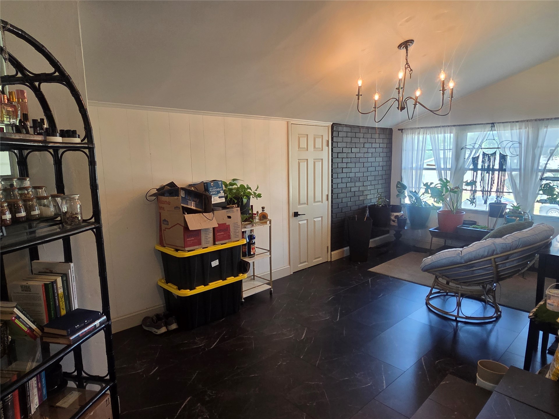 2020 W 46th Street Property Photo 14