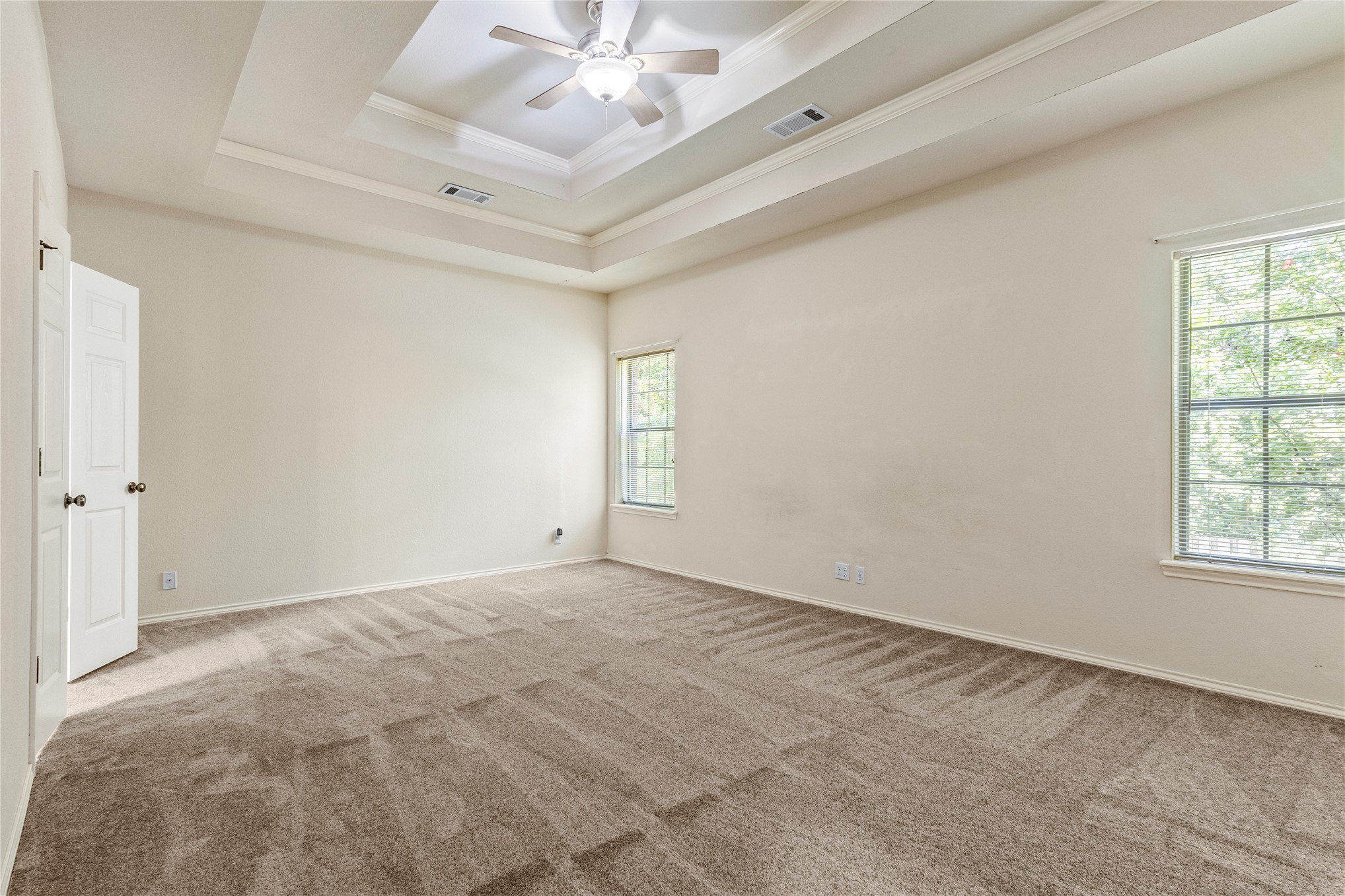 2404 S 10th Street Property Photo 17