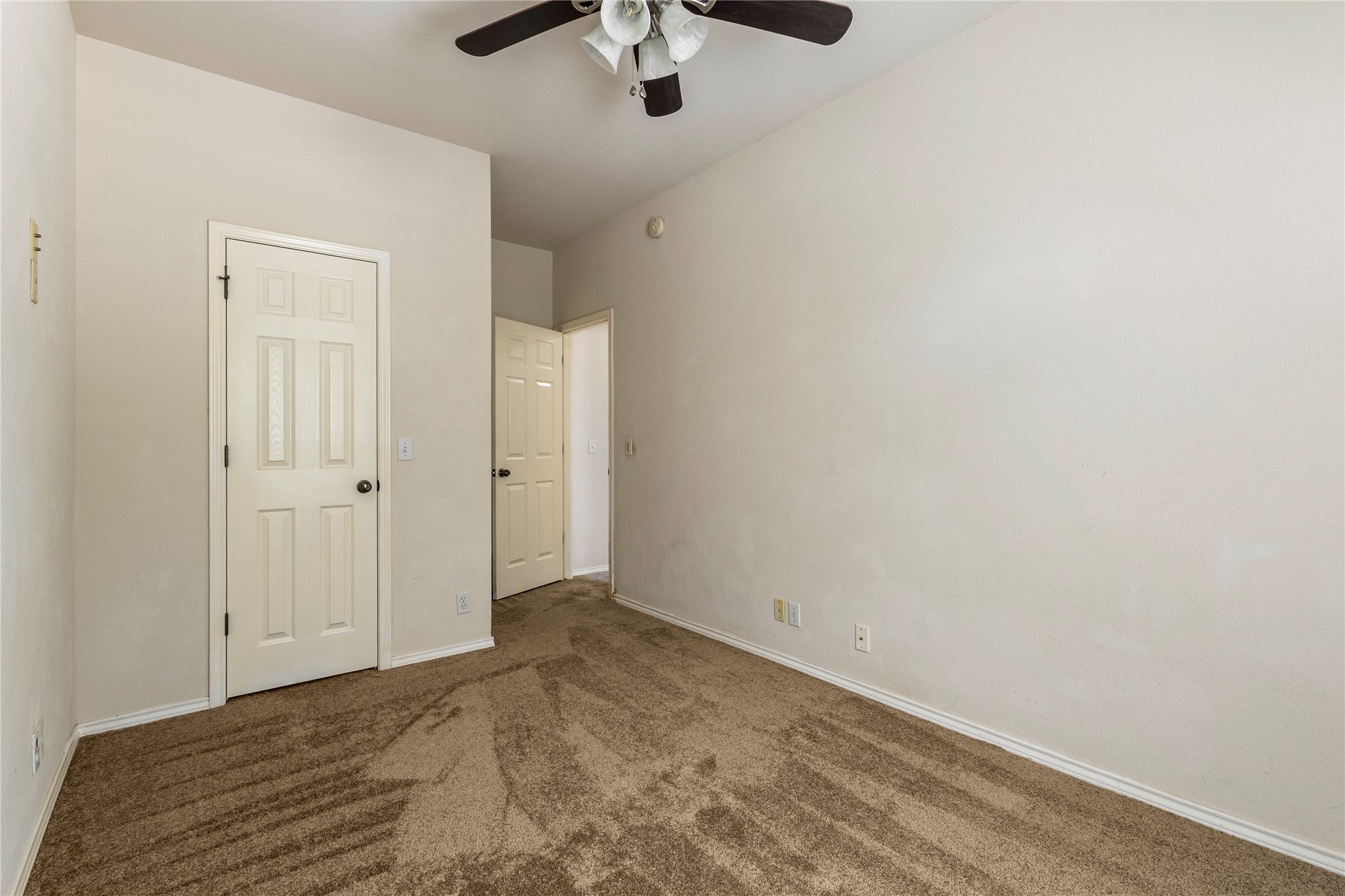 2404 S 10th Street Property Photo 30
