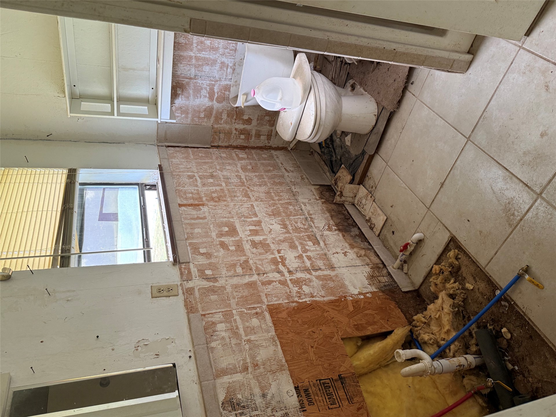 417705 E 1210 Road Property Photo 8