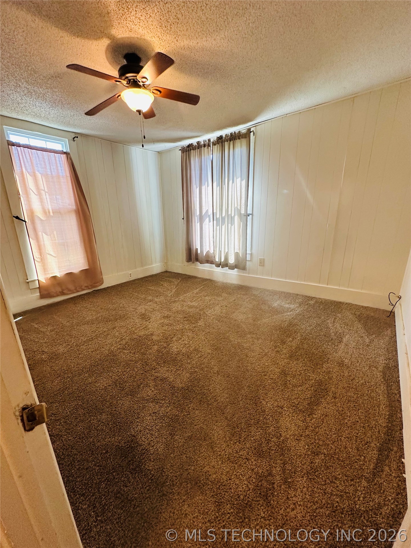 213 W Monroe Property Photo 14