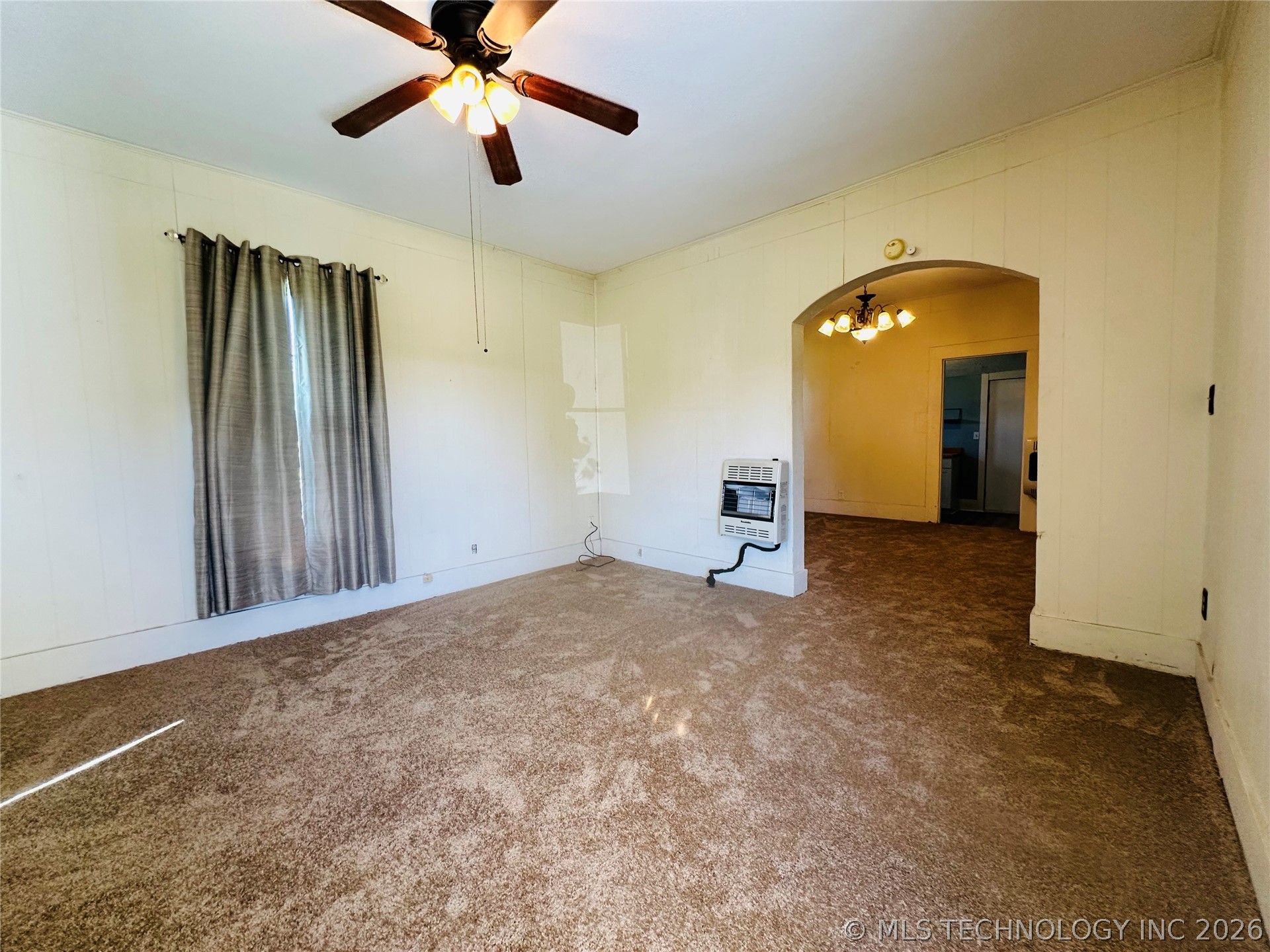 213 W Monroe Property Photo 17