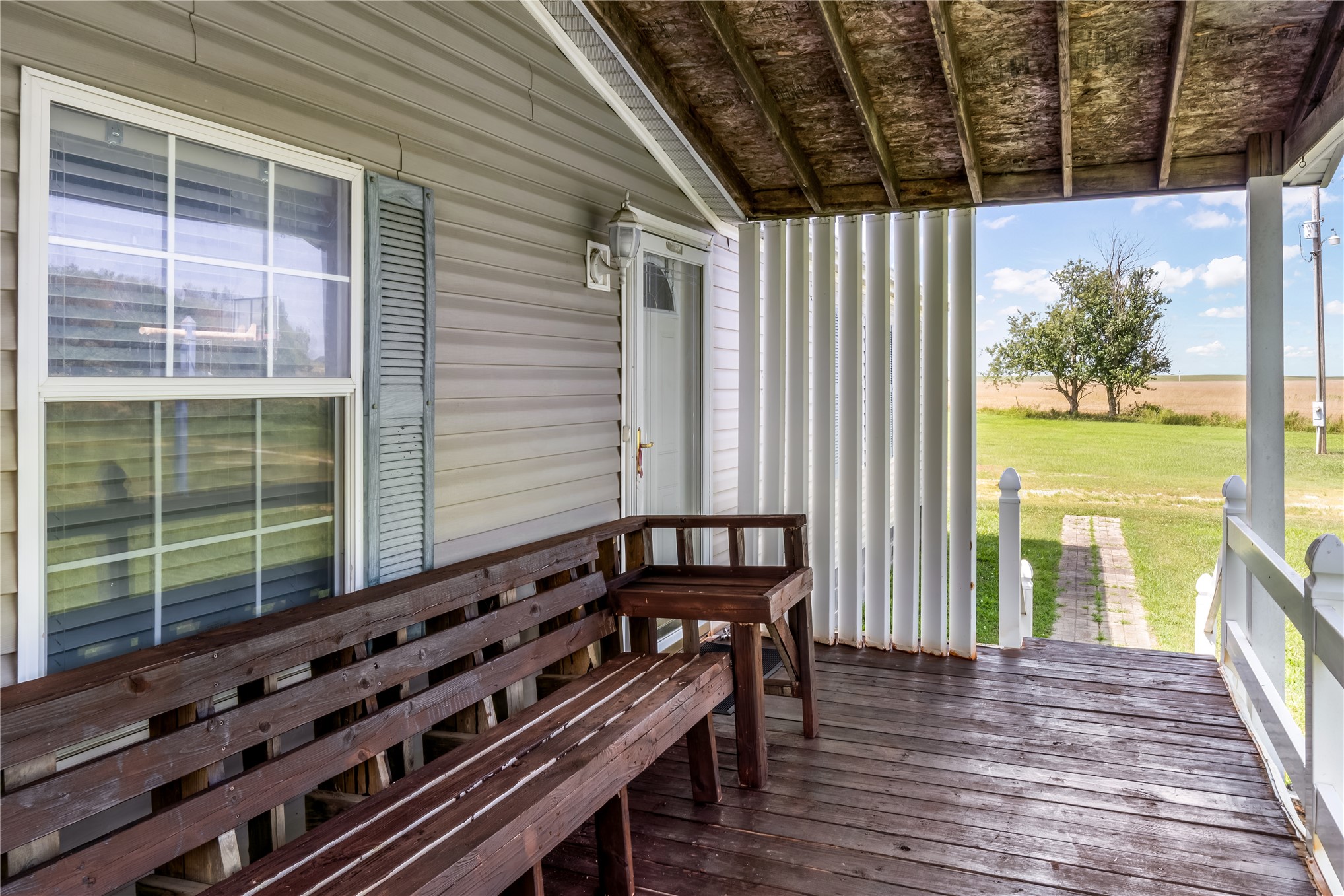 436257 E 210 Road Property Photo 3