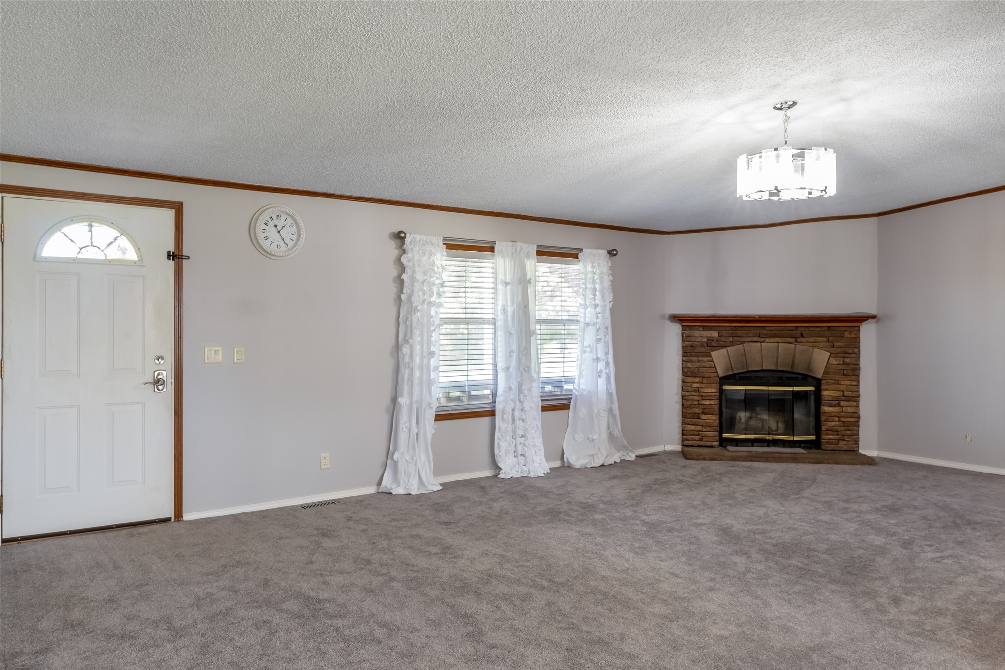 436257 E 210 Road Property Photo 4