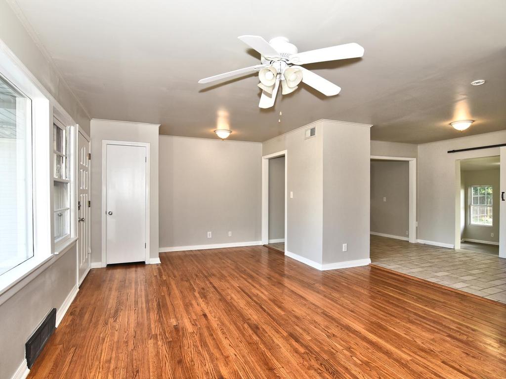337 S 48th West Avenue Property Photo 4