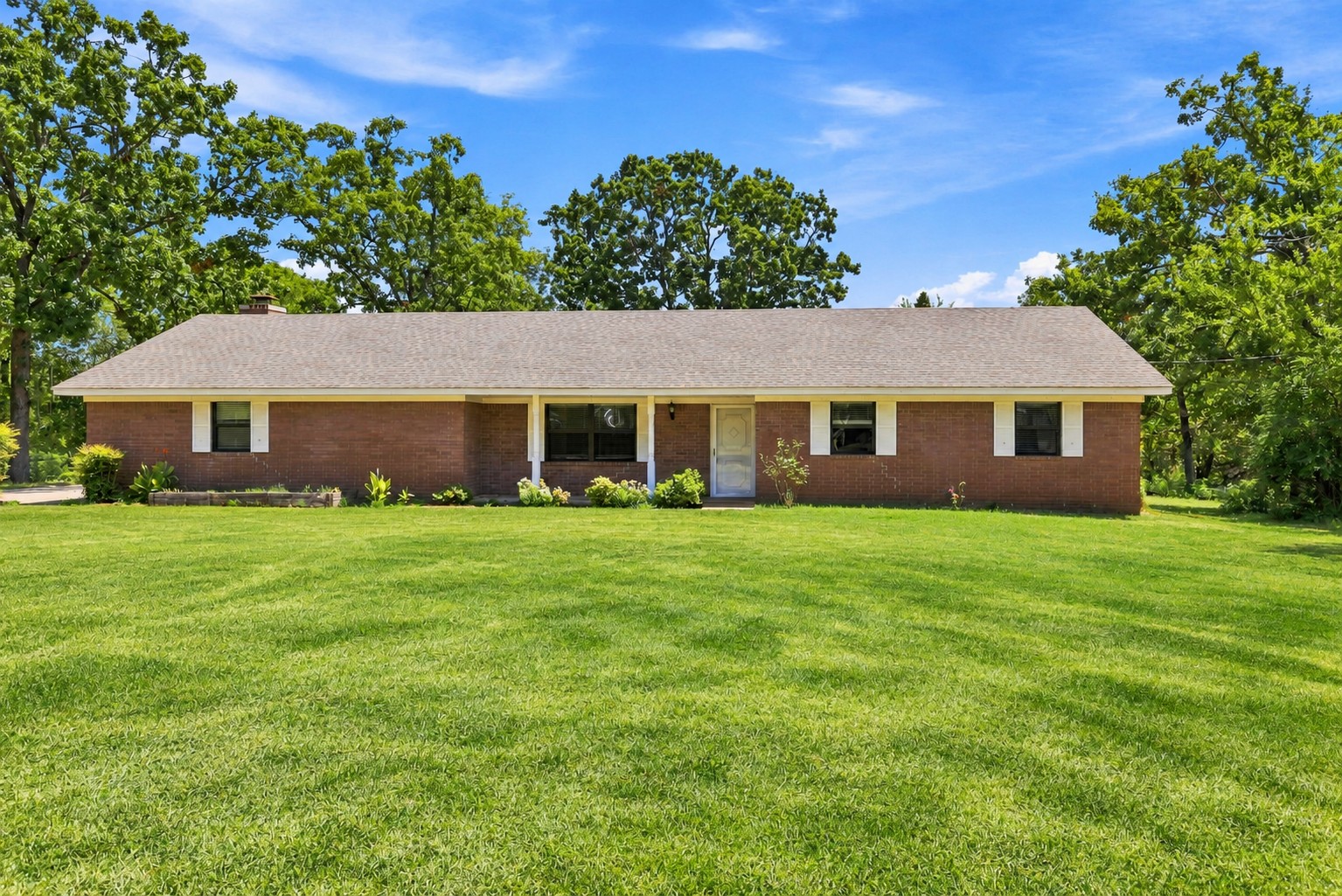 73502 Cyclone Hollow Road Property Photo 1