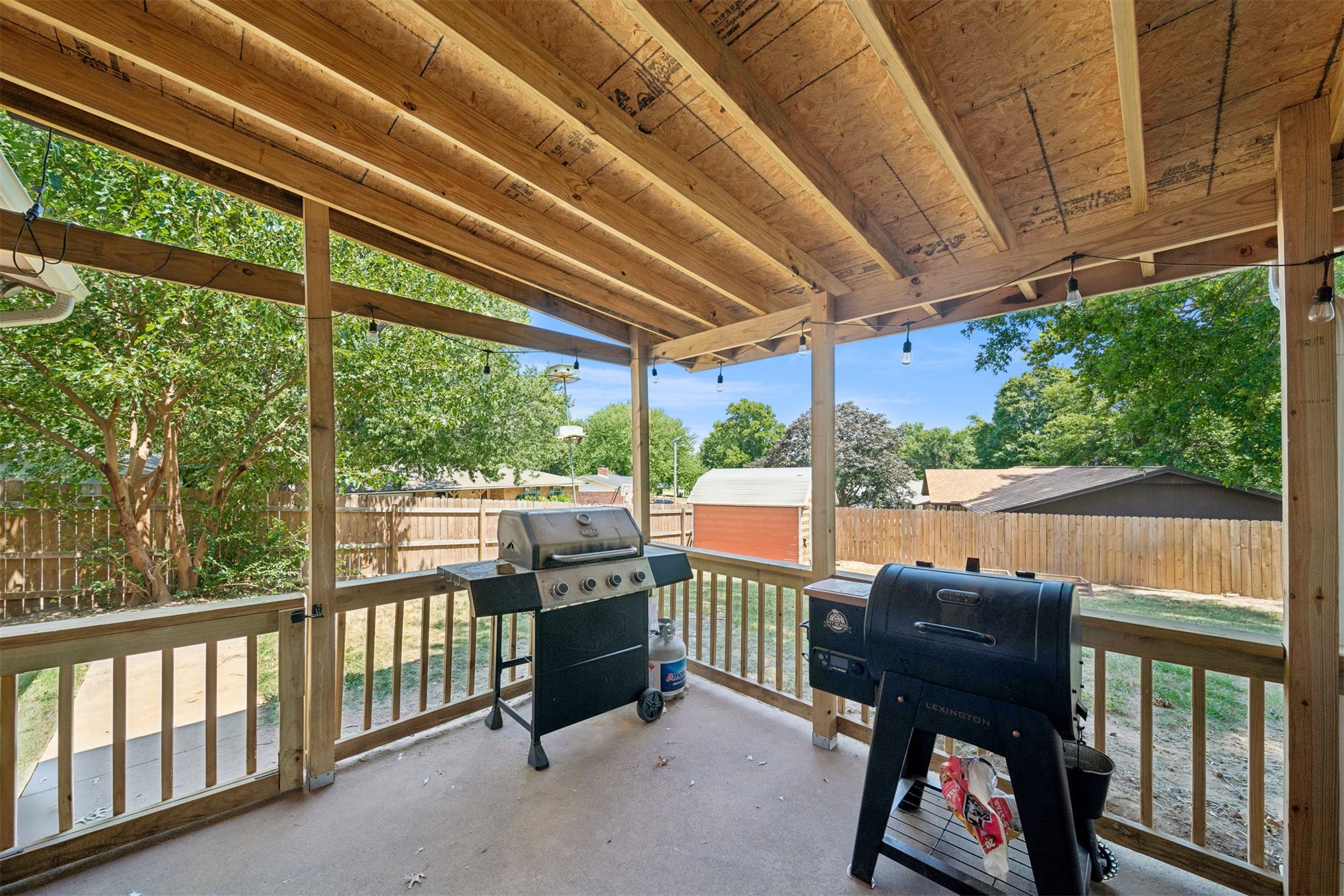 412 Beaumont Court Property Photo 29