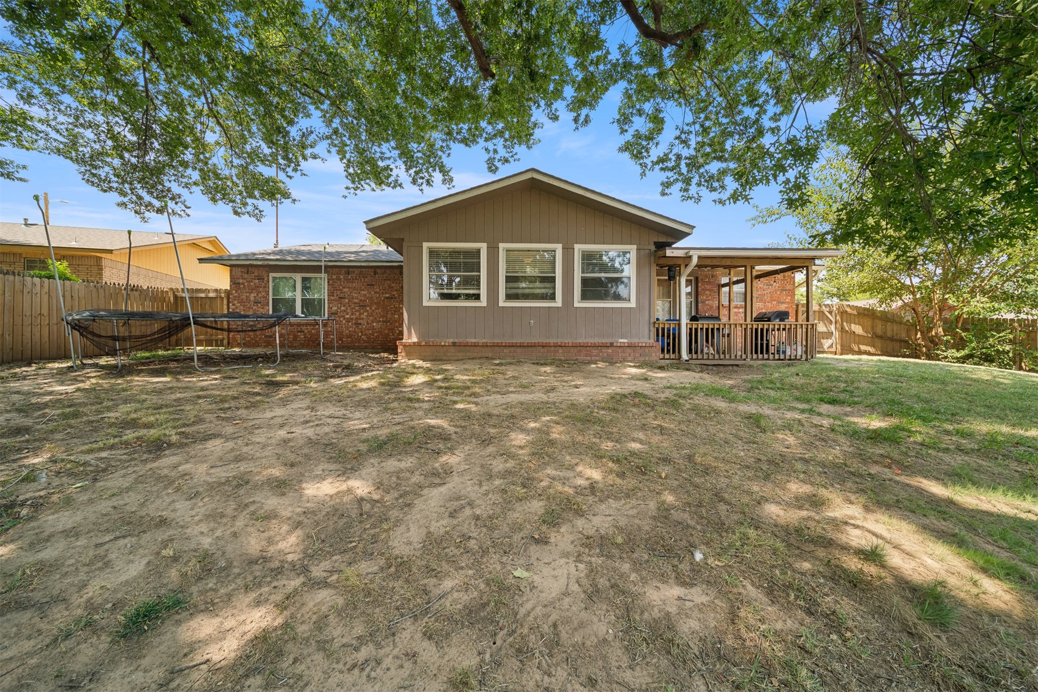 412 Beaumont Court Property Photo 32