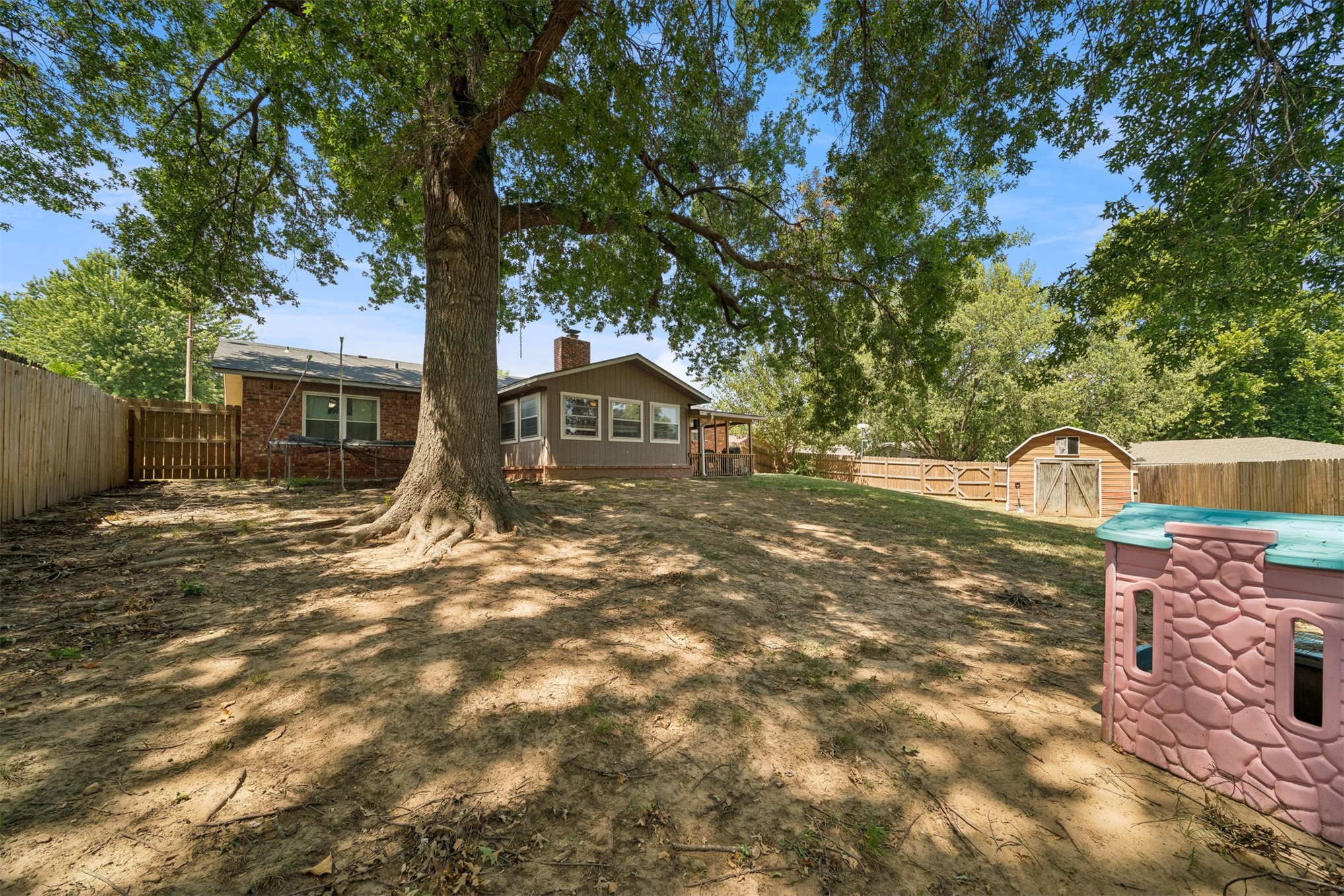 412 Beaumont Court Property Photo 33