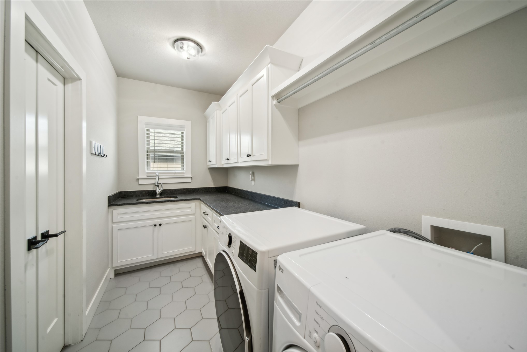 12914 S 28th Place Property Photo 23