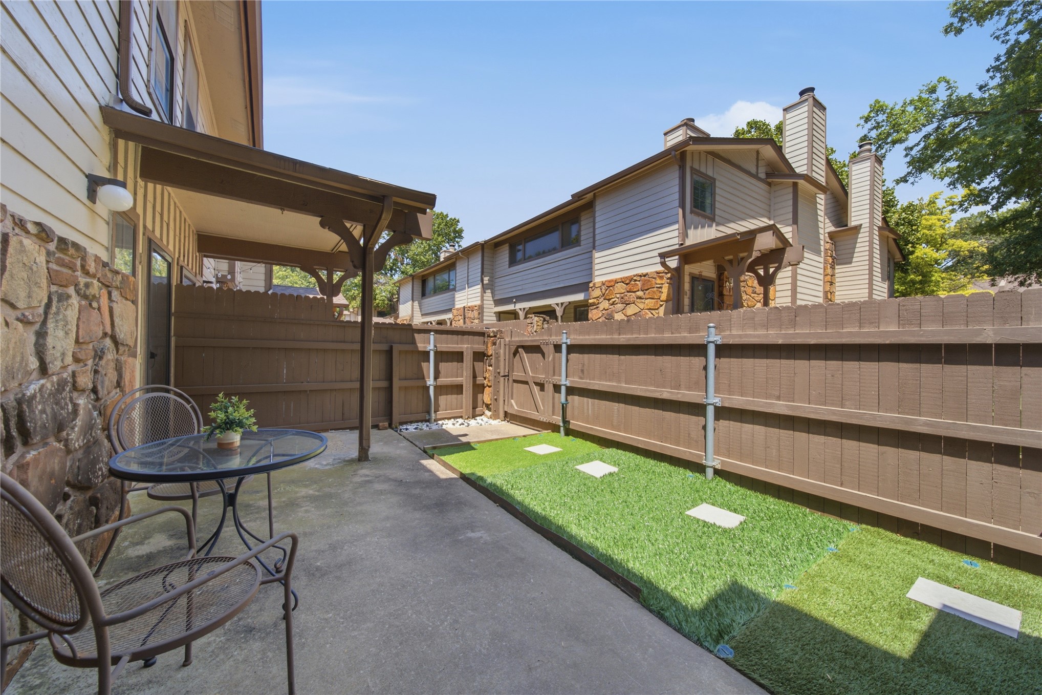 6514 S Memorial Drive #j Property Photo 8