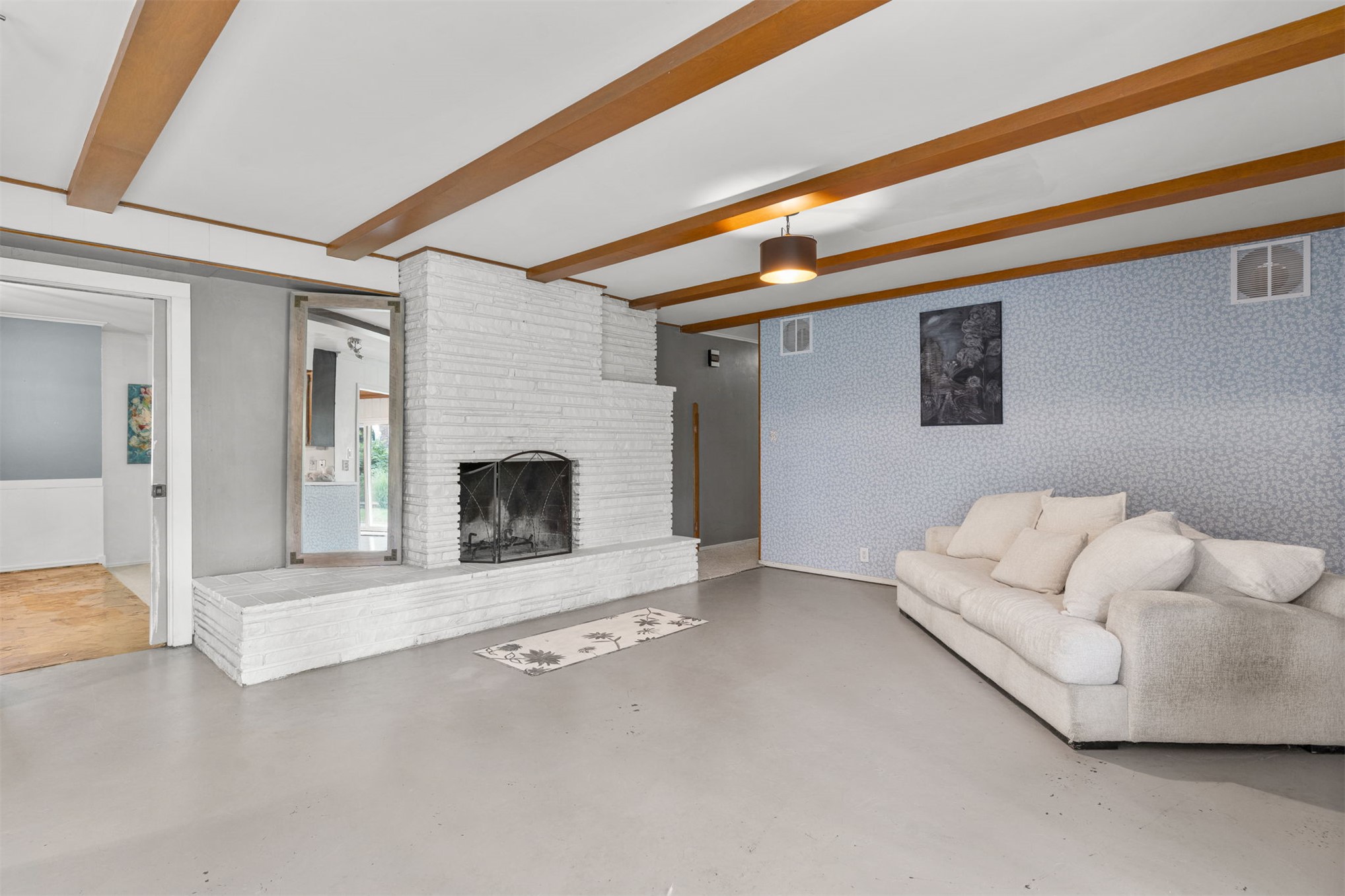 2210 Skyline Drive Property Photo 32