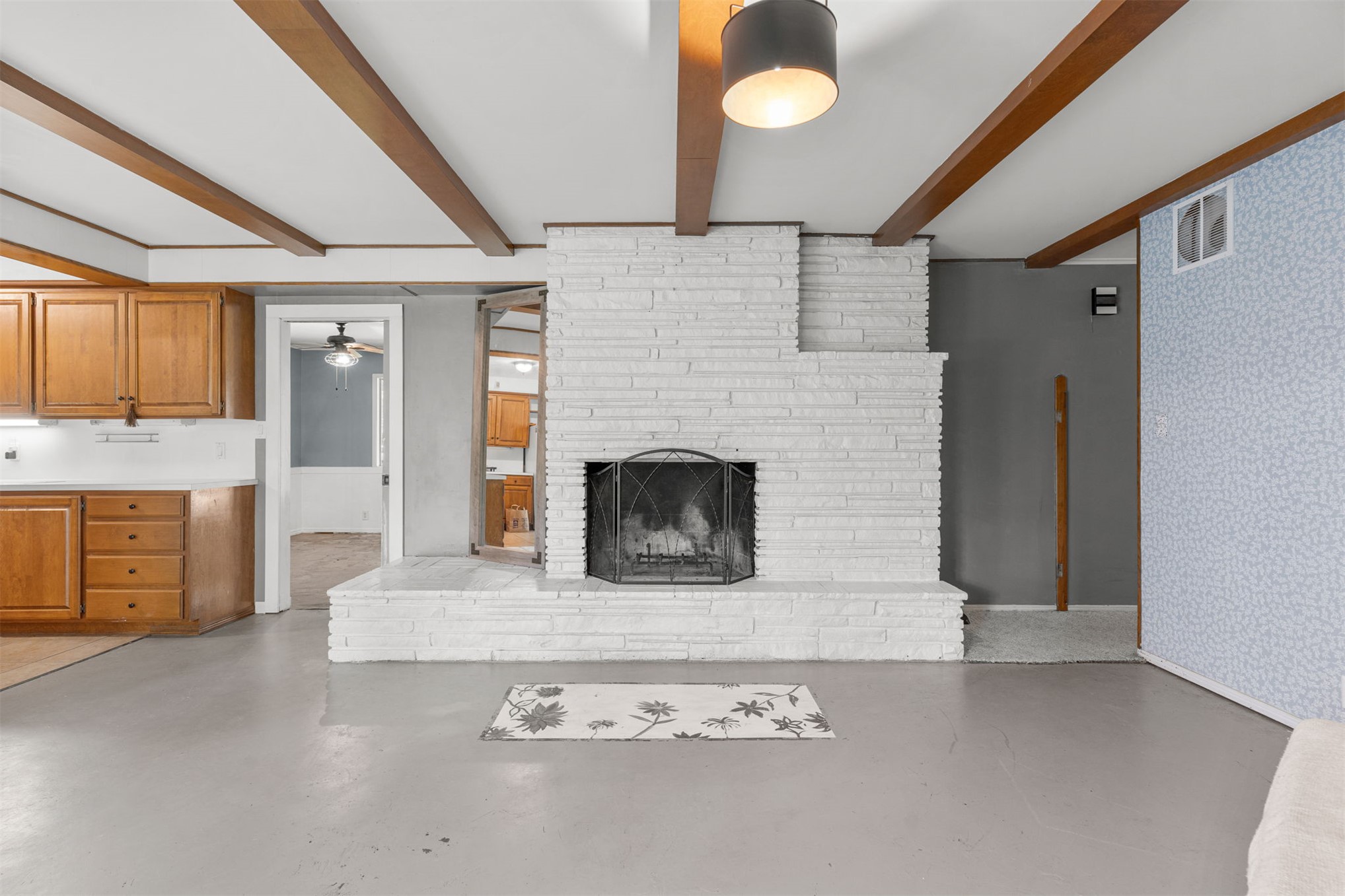 2210 Skyline Drive Property Photo 33