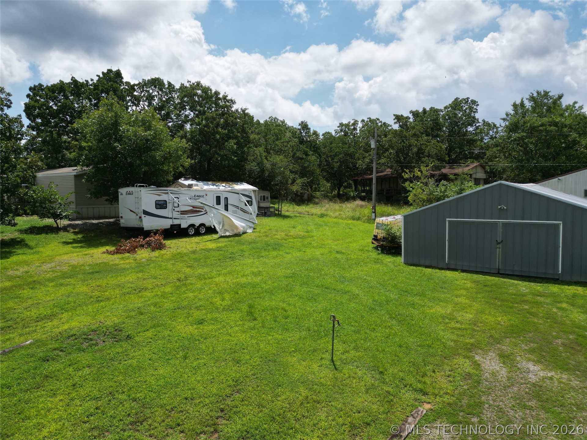430378 1152 Road Property Photo 11