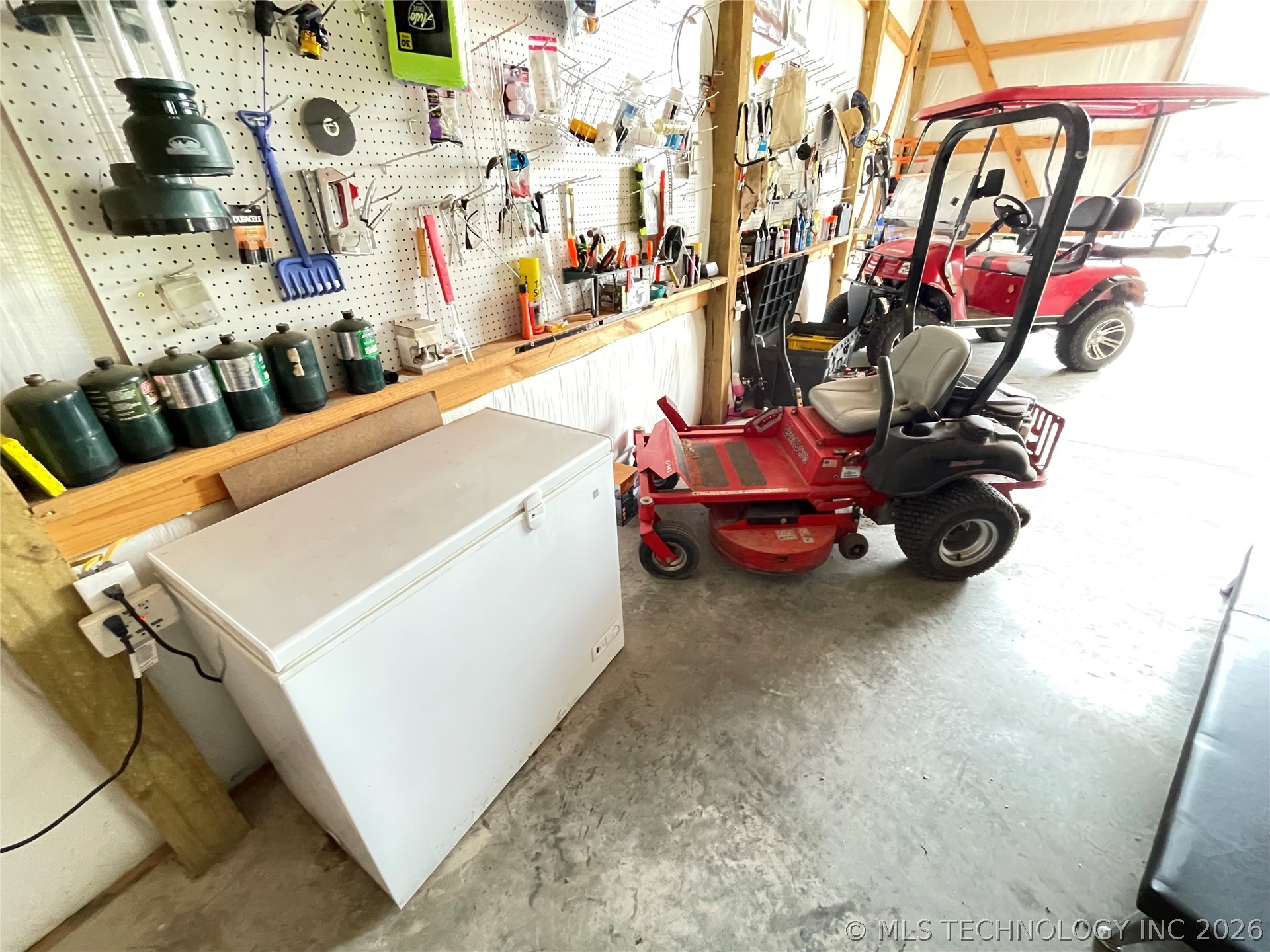 430378 1152 Road Property Photo 45