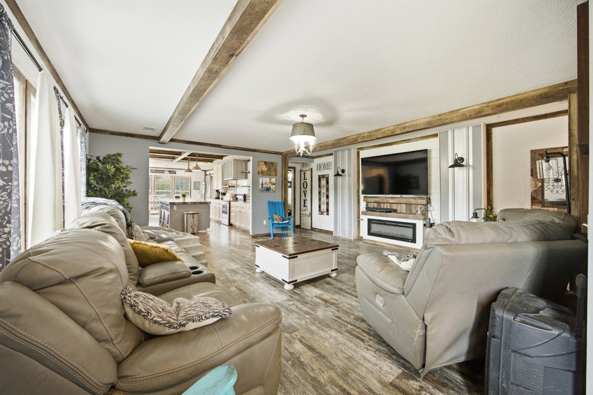 5172 S Sawmill Road Property Photo 10