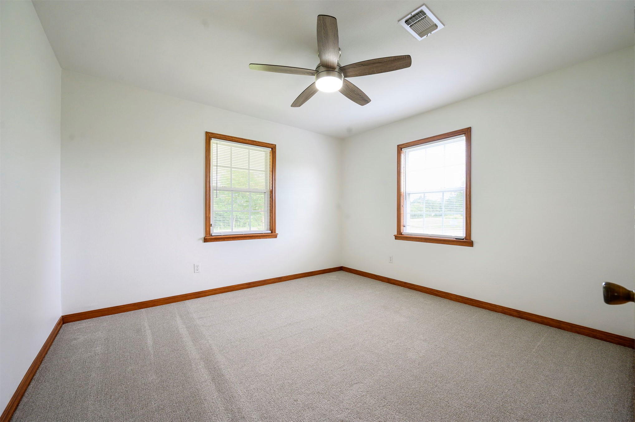 622 N 4700 Property Photo 20