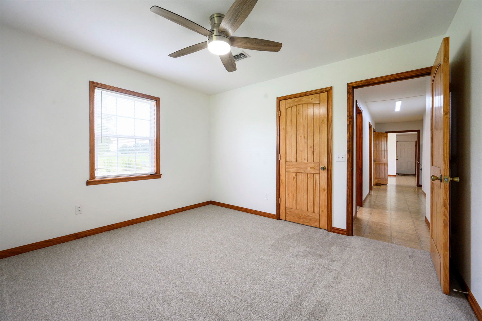 622 N 4700 Property Photo 21