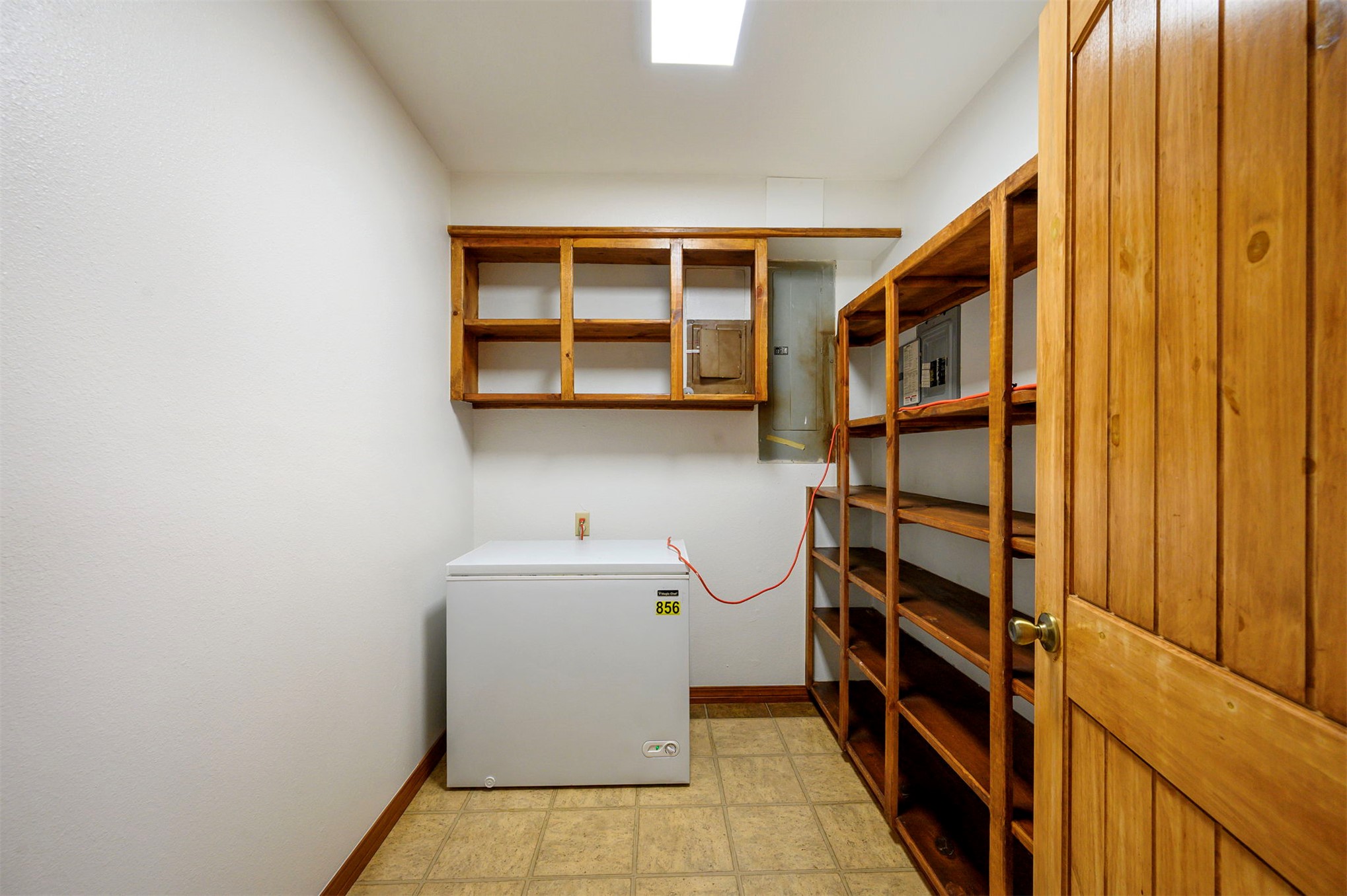622 N 4700 Property Photo 28